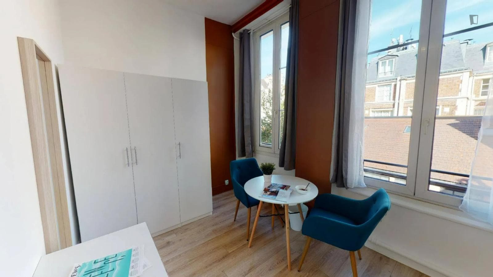 Property photo thumbnail