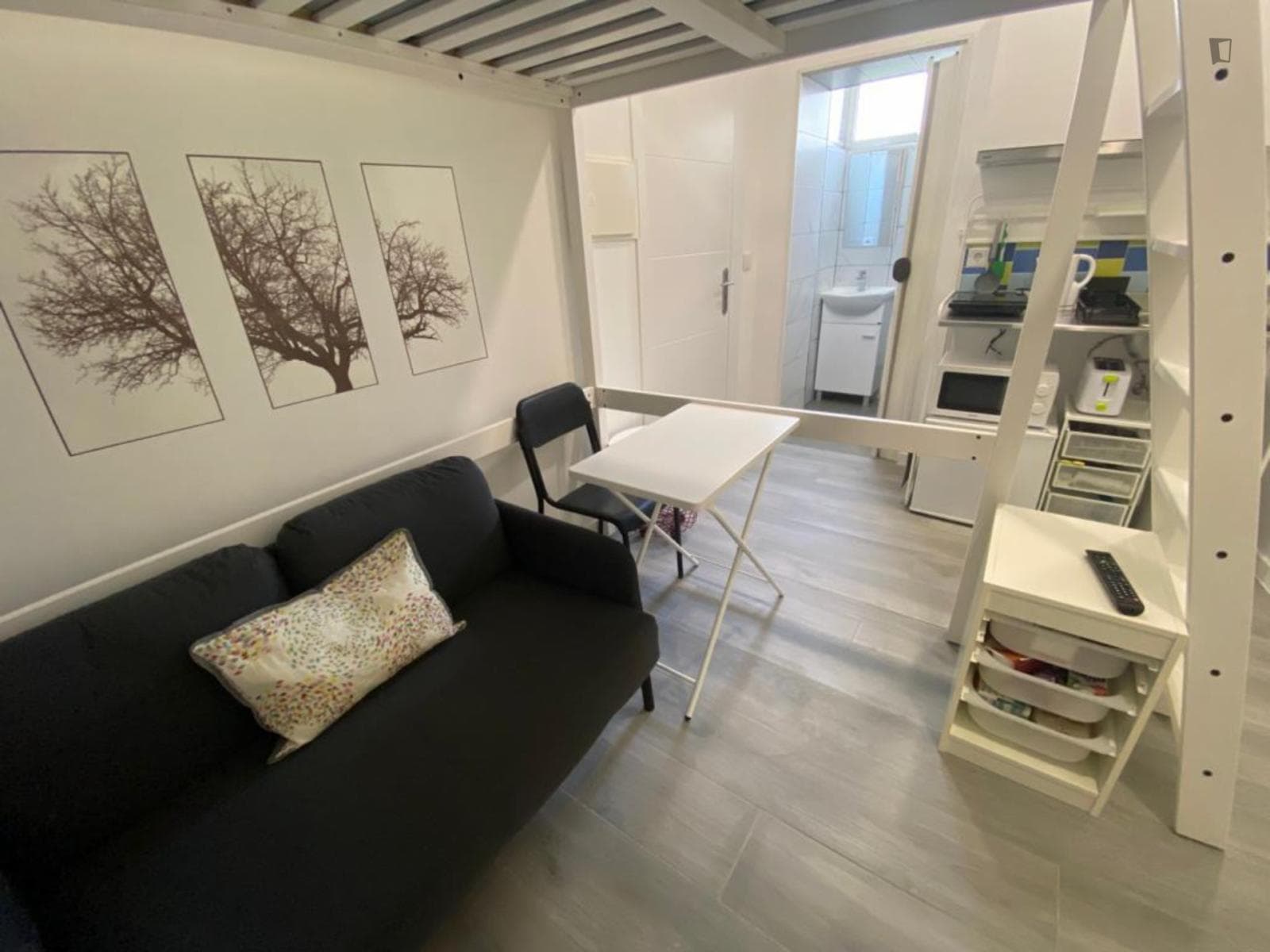 Property photo thumbnail