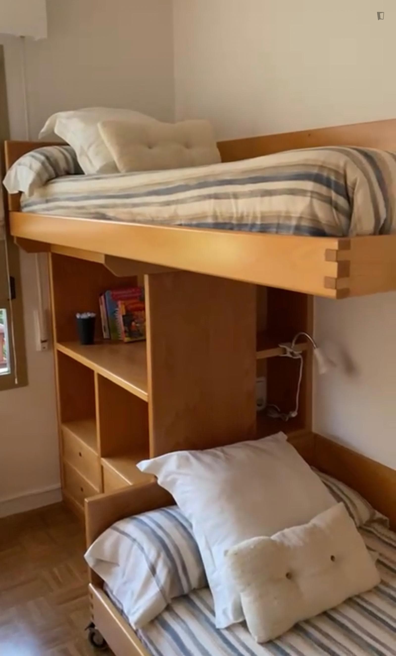 Inviting bunk bedroom near the Aiete park photo 1