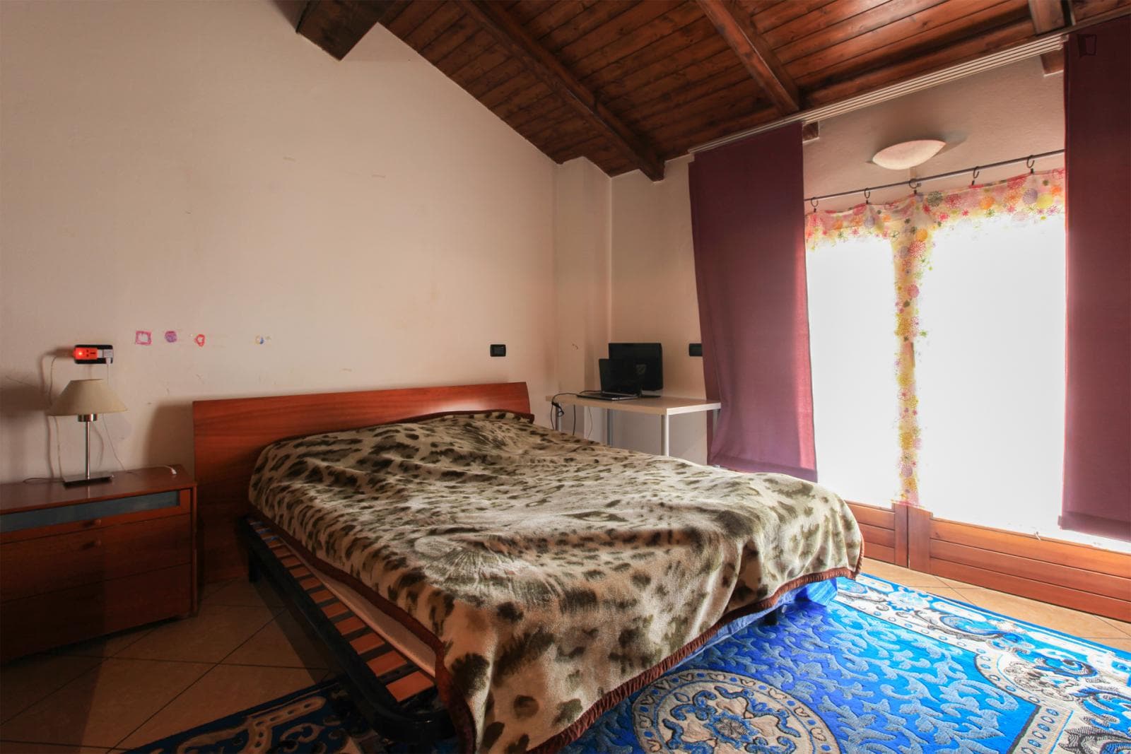 Comfy double bedroom in Bicocca photo 1