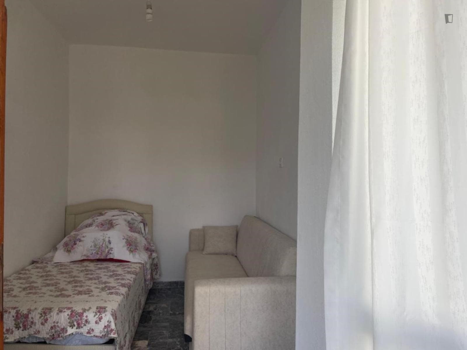 Nice 1-bedroom apartment near Agia Paraskevi  photo 1