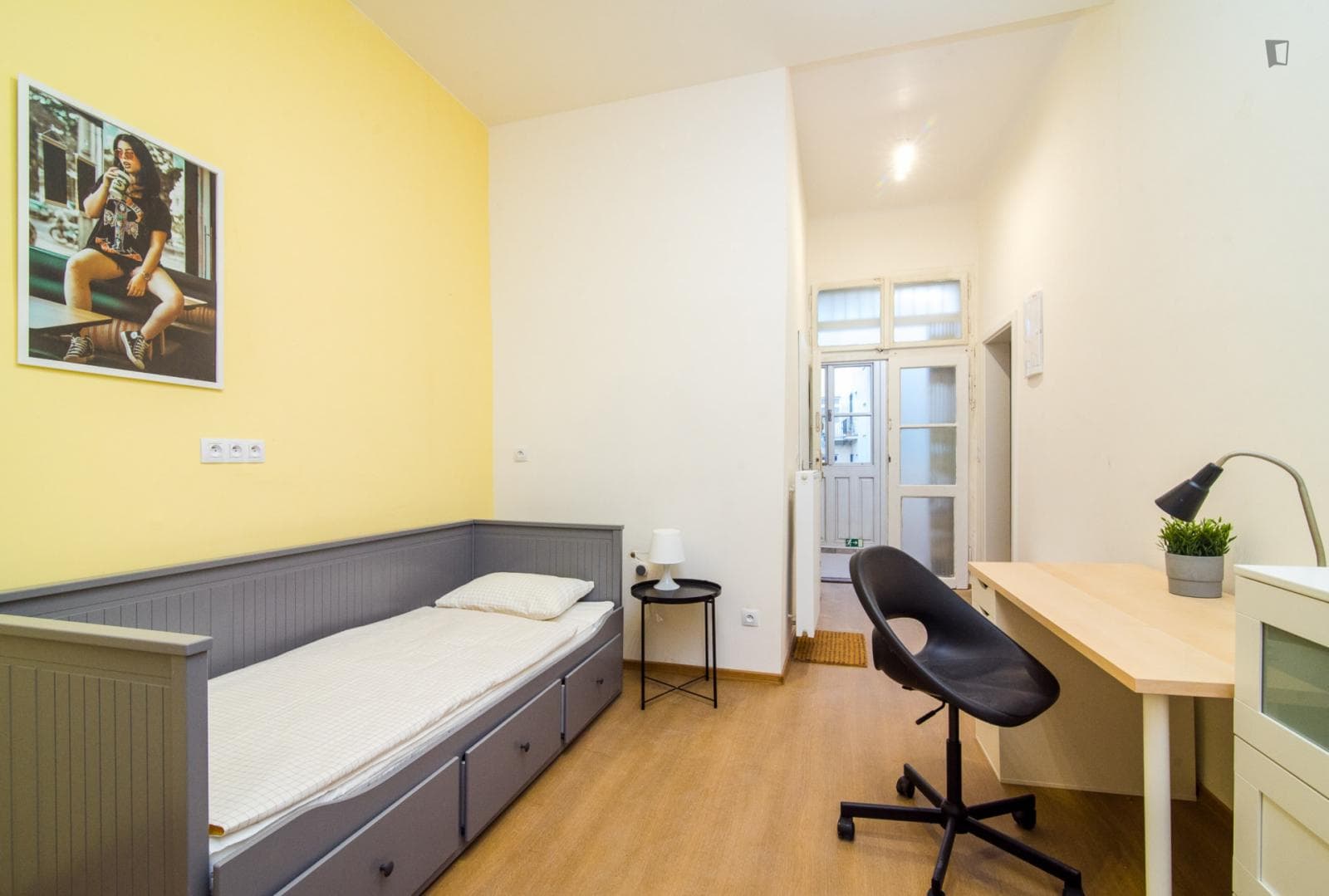 Welcoming single ensuite bedroom near the I. P. Pavlova metro photo 1