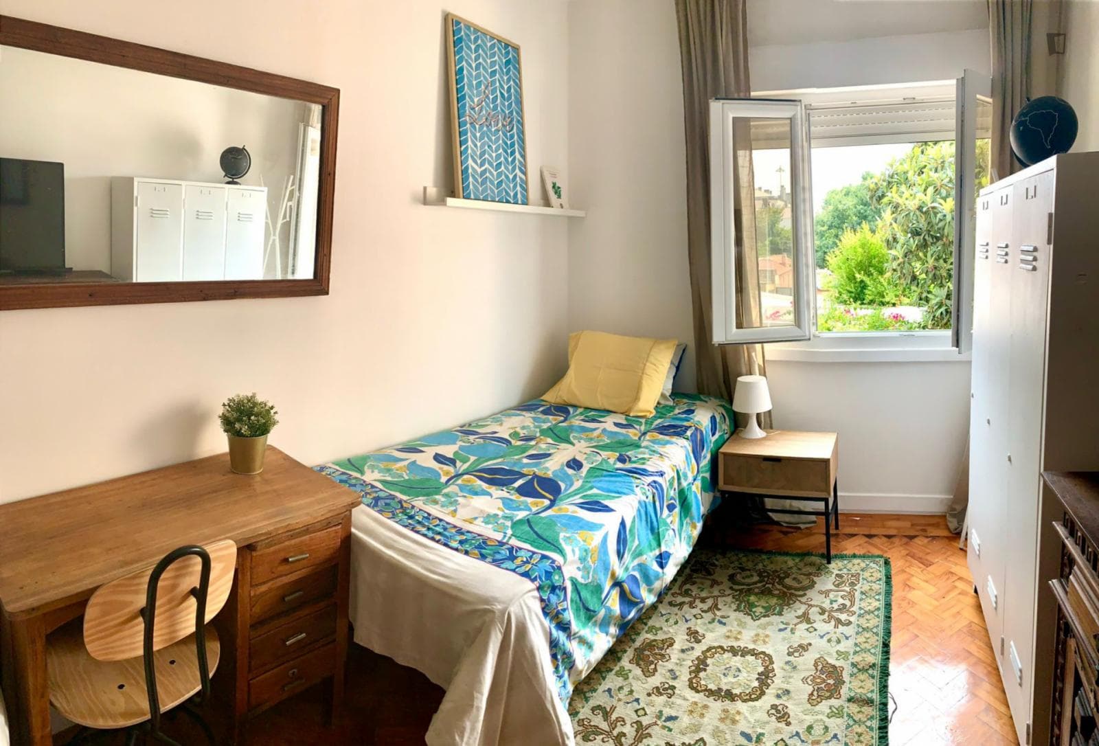 Charming single bedroom in Restelo neighbourhood photo 1