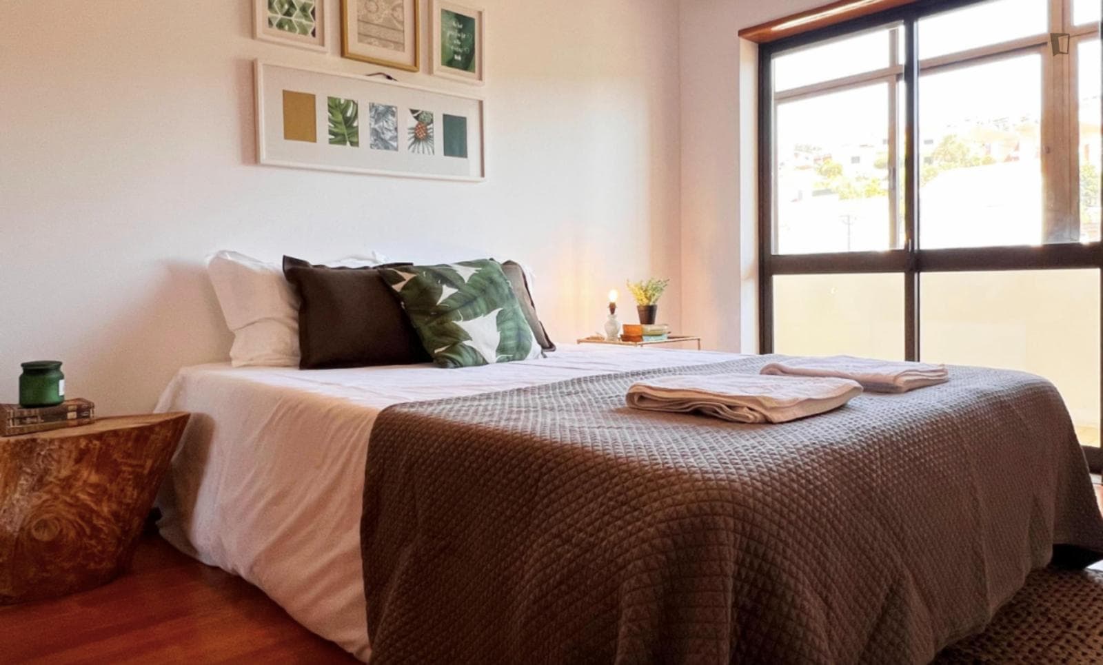 Comfortable single bedroom in a student flat, near Escola Superior de Educação photo 1