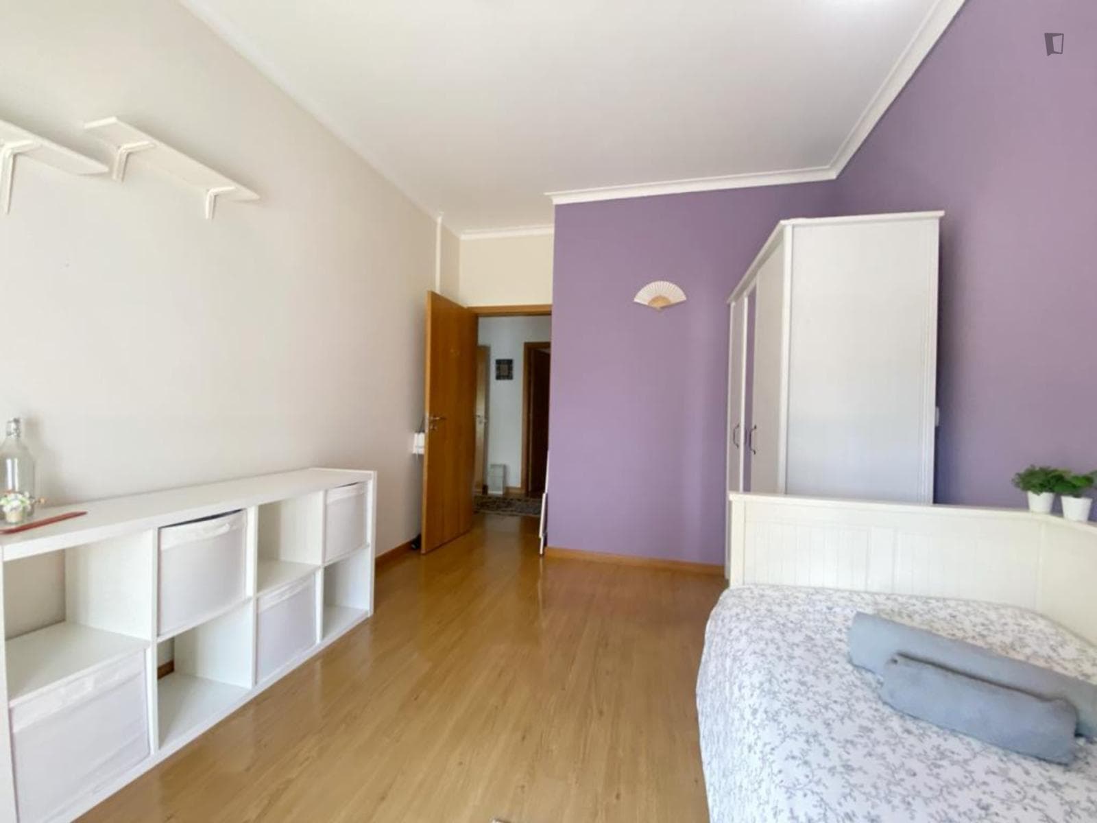 Cozy single bedroom close to Barreiro Technology College photo 1