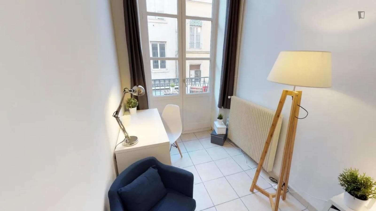 Property photo thumbnail