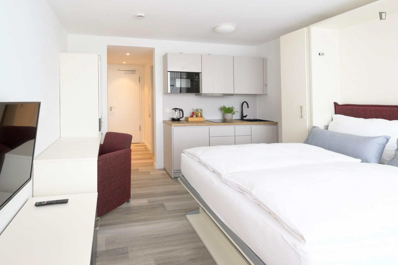 Property photo thumbnail