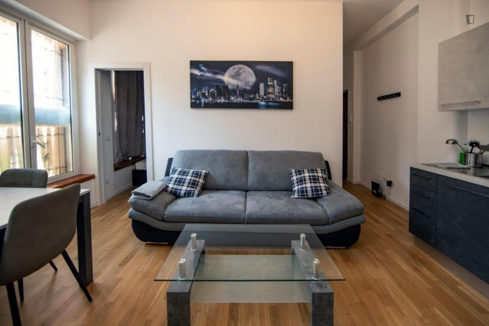 Property photo thumbnail