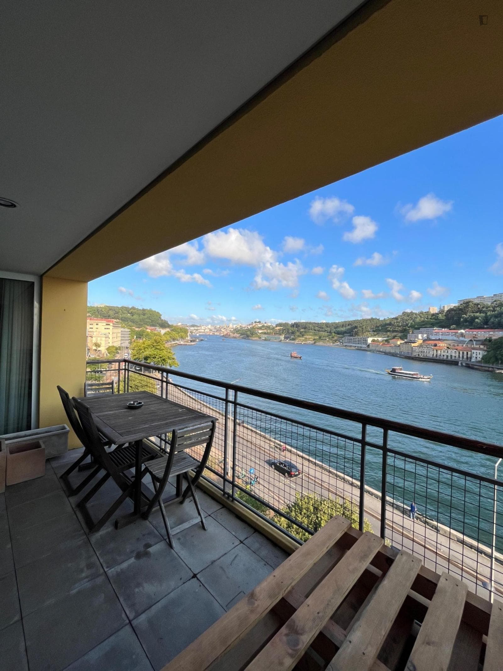 En-Suite with Ocean and River Views located 5min from Beach and City photo 1