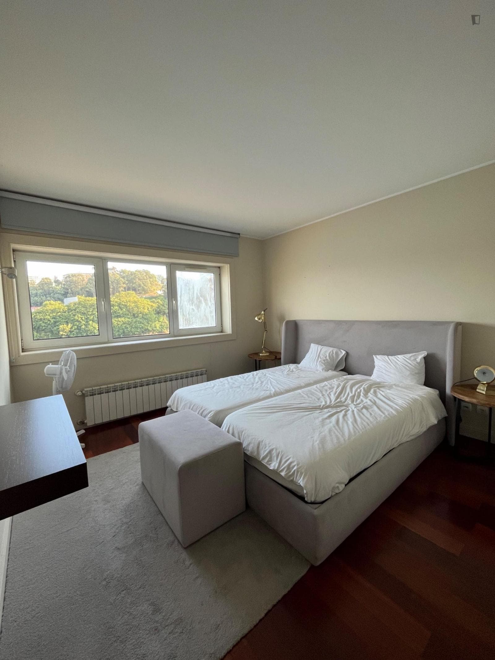 Welcoming double ensuite bedroom near Faculdade de Arquitectura photo 1