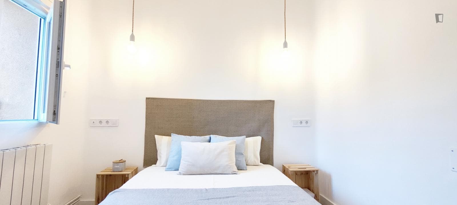Very cool double bedroom in Segovia photo 1