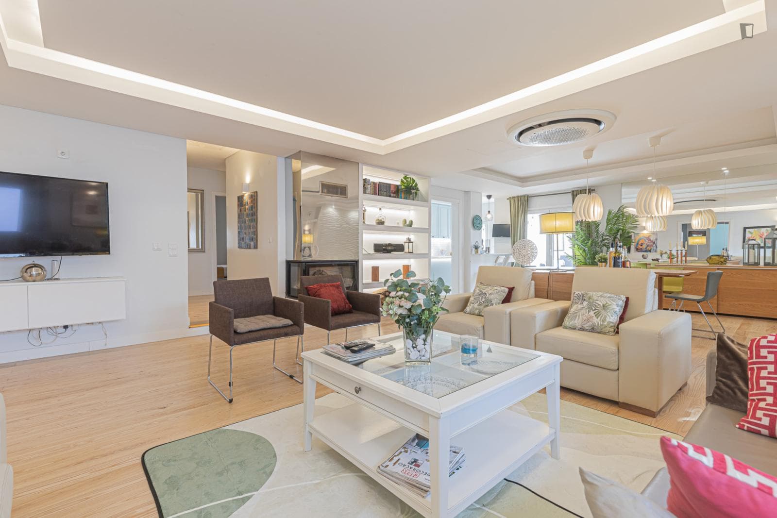 Luxury 4 Bedroom House with a private swimming pool close to Praia Fonte da Telha photo 1