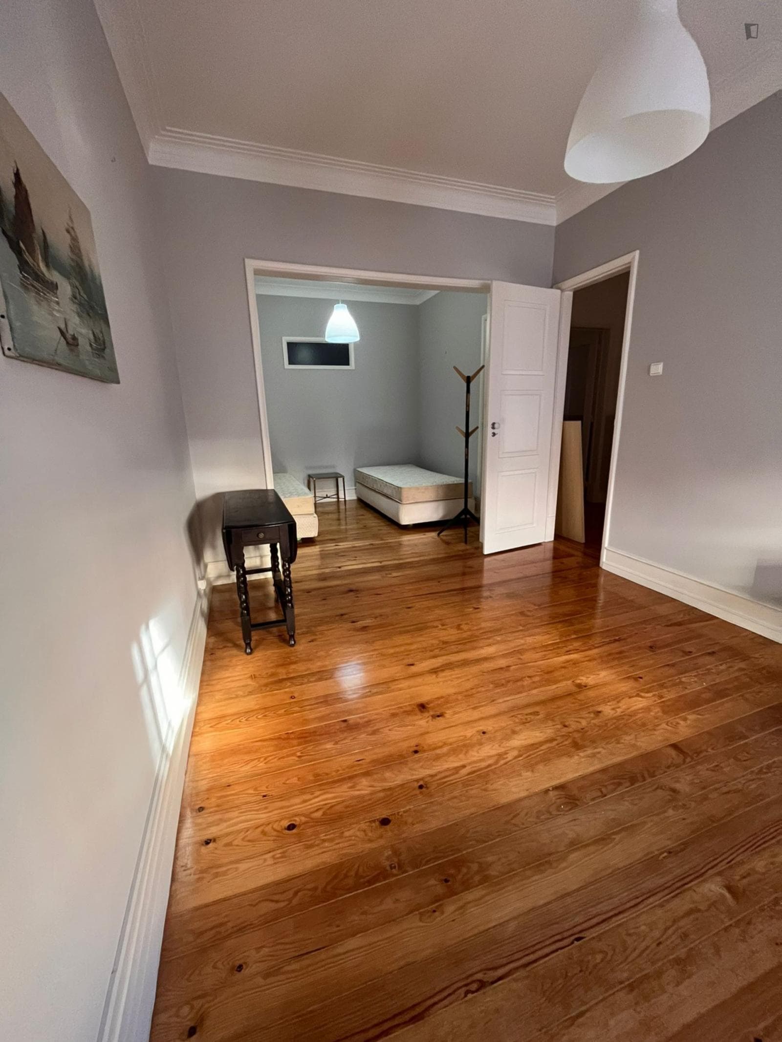 Very cosy twin bedroom in Alameda photo 1
