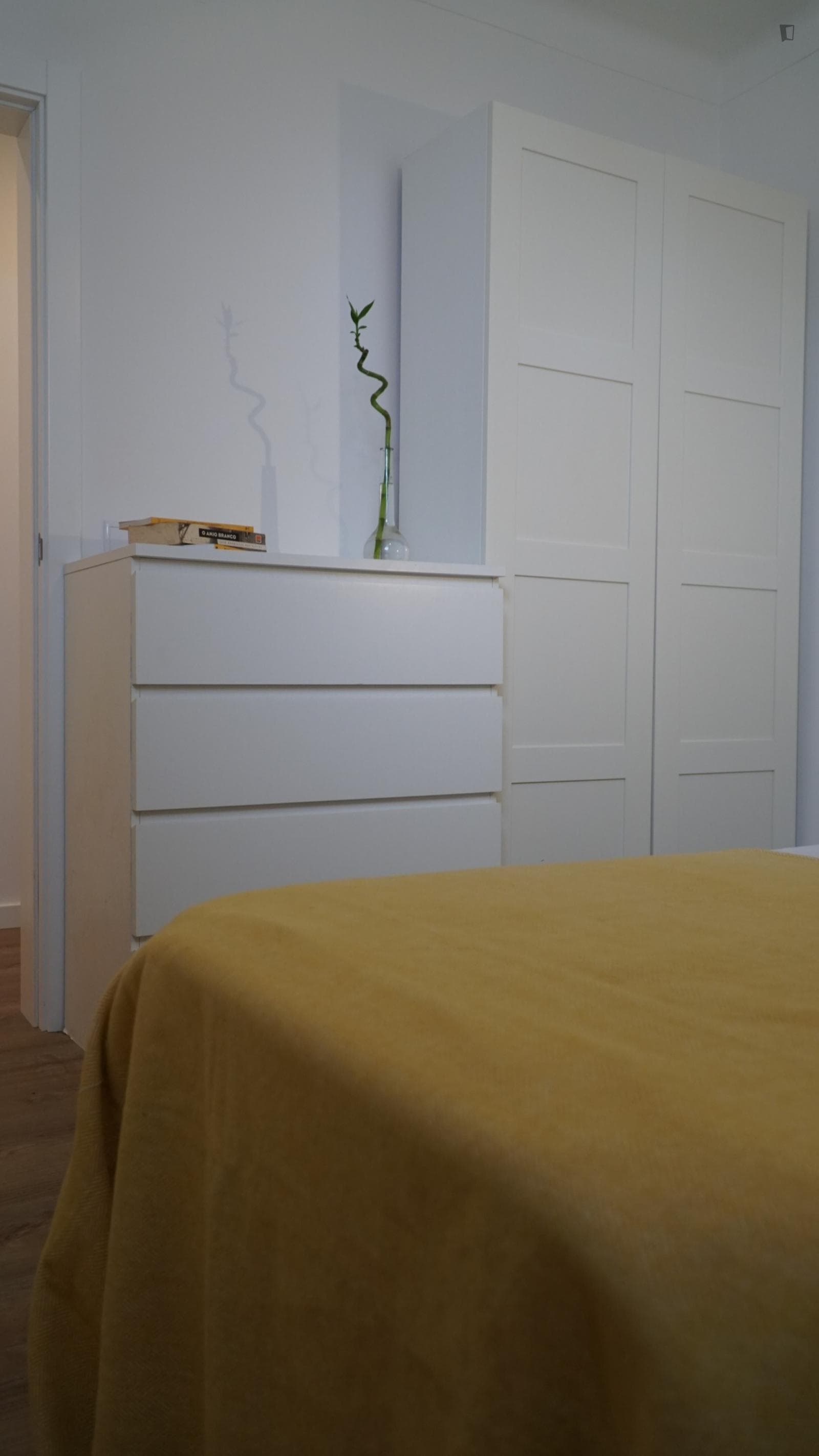 Charming 3-bedroom flat in downtown Lisbon photo 1