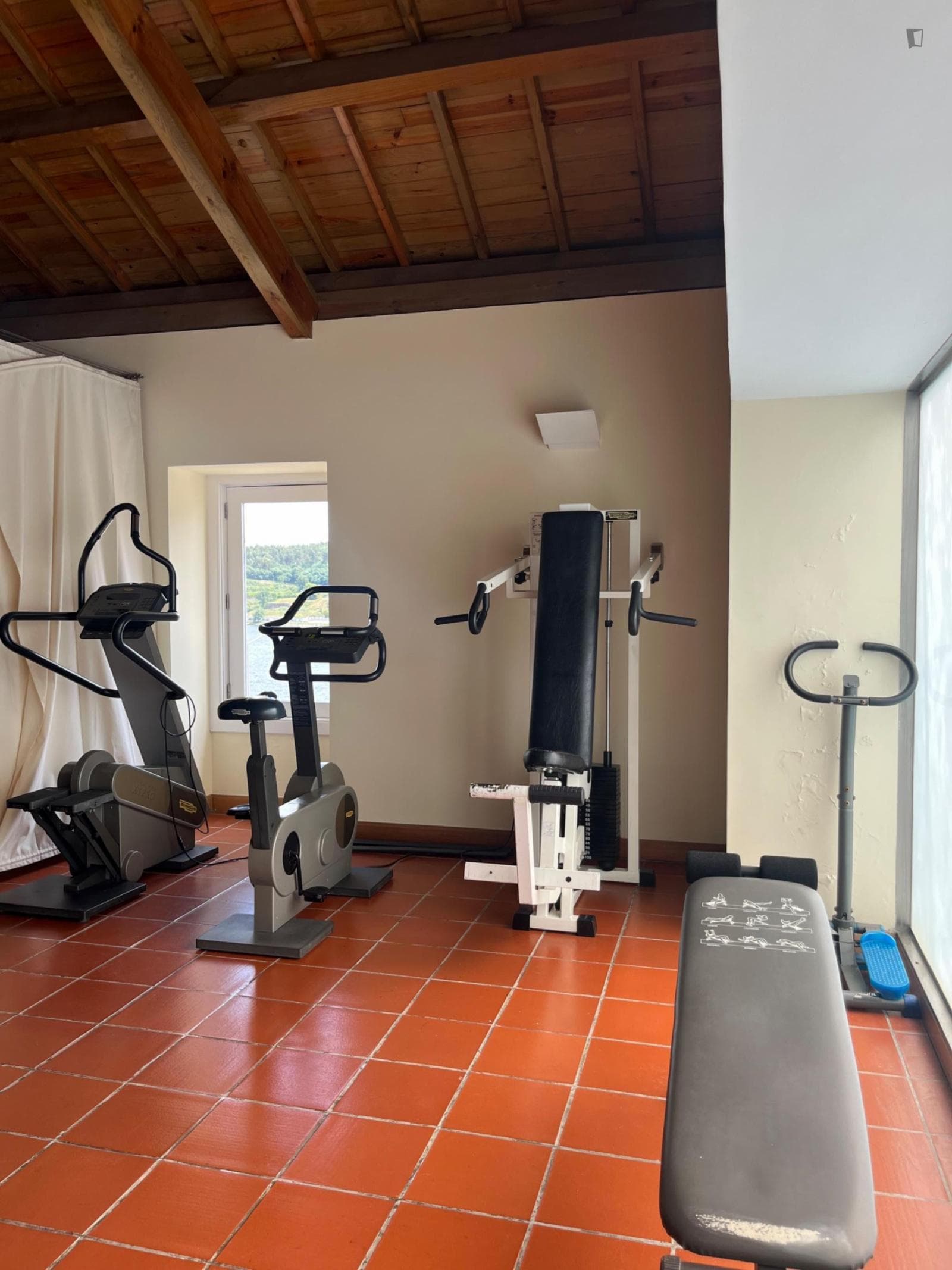 Amazing twin ensuite bedroom near Faculdade de Ciências photo 1