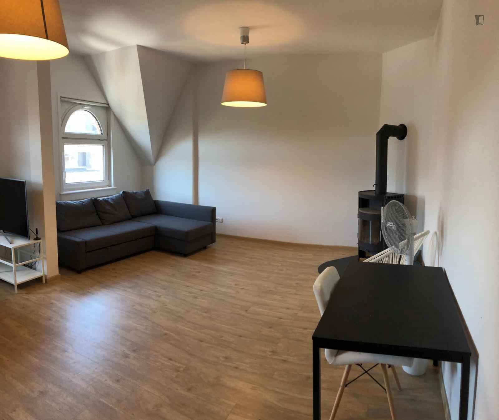 Spacious bedroom near to Ost Park photo 1