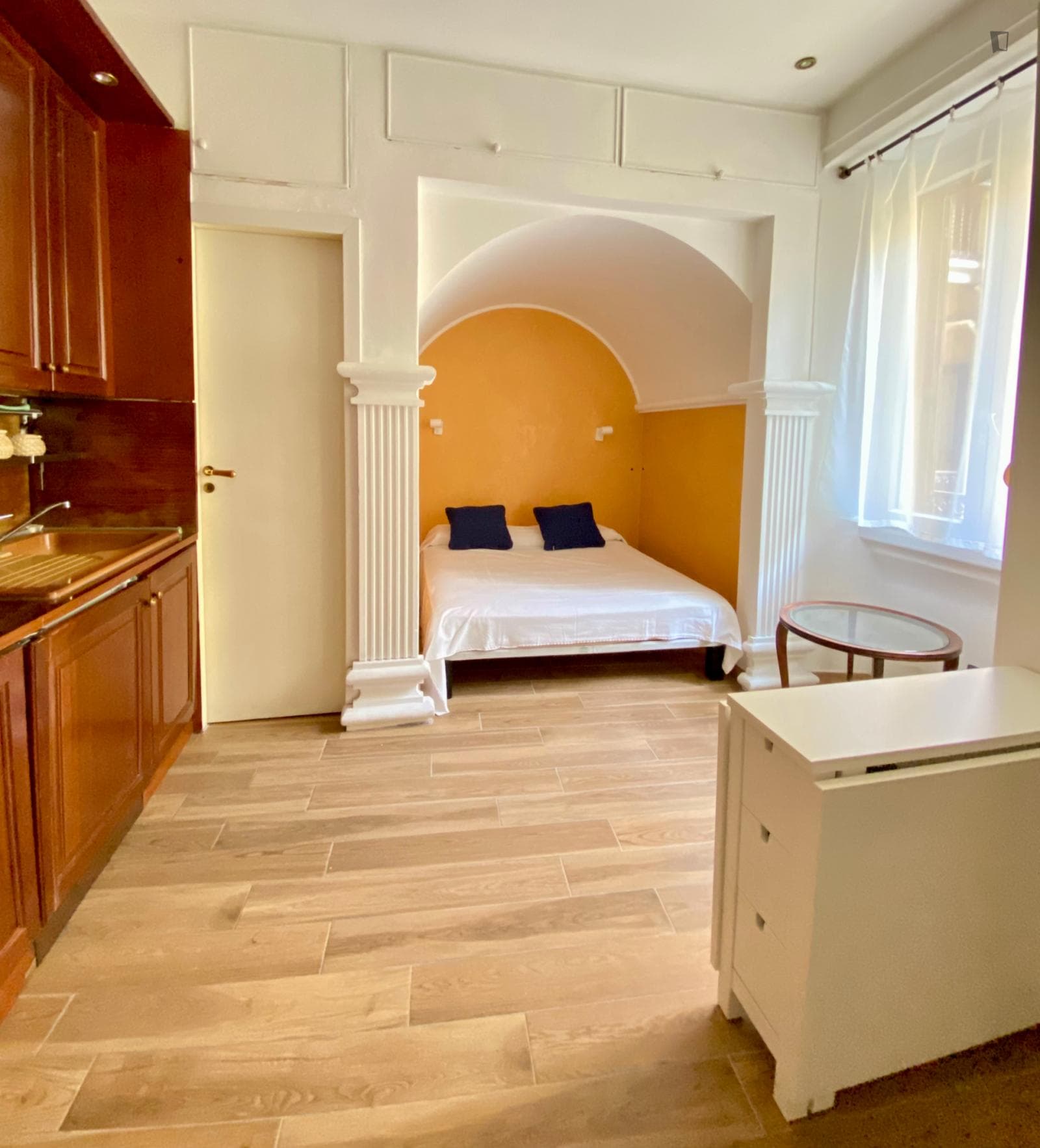 Elegant studio close to P.TA Genova FS metro station photo 1