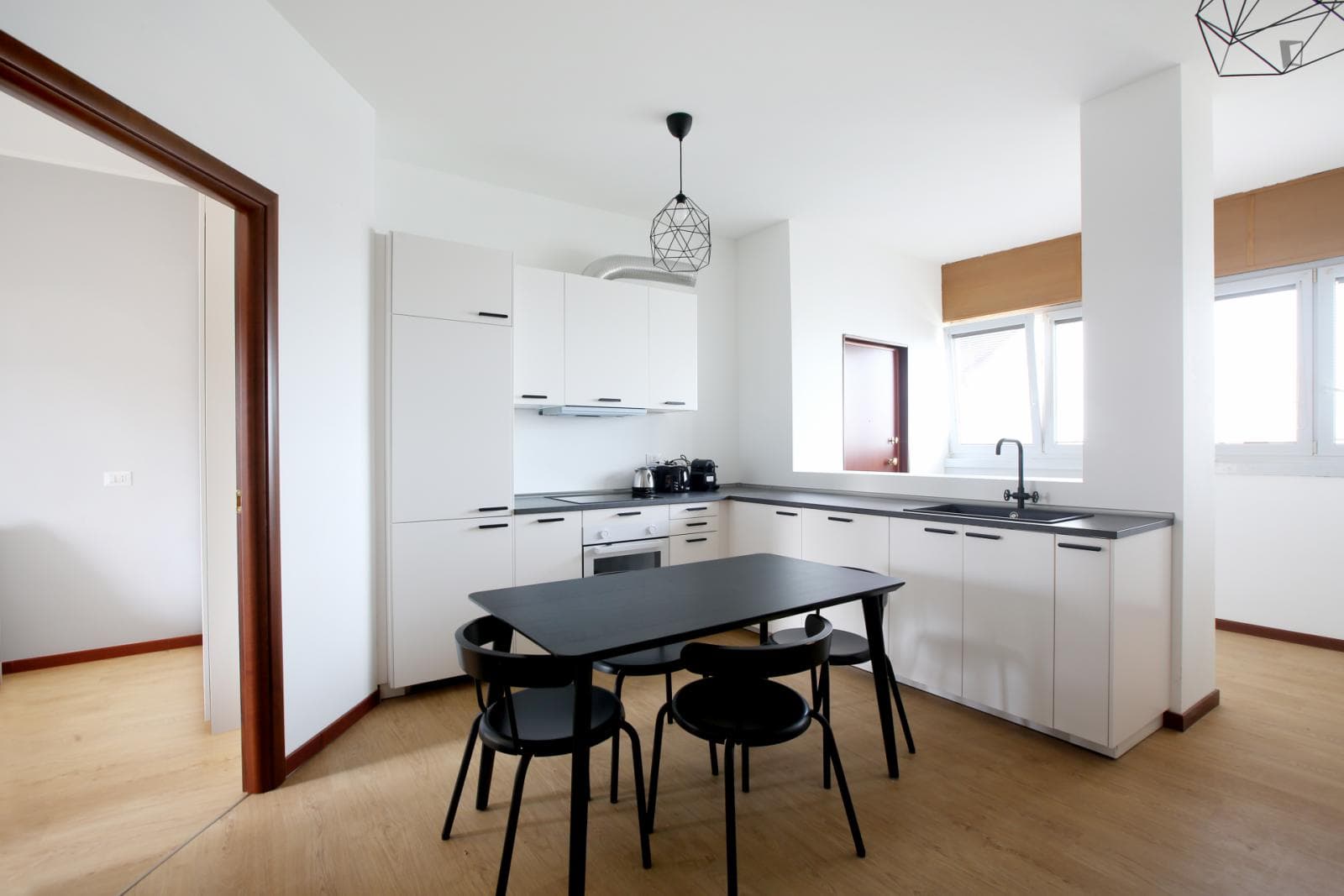 Inviting double bedroom not far from San Siro Stadio metro station photo 1