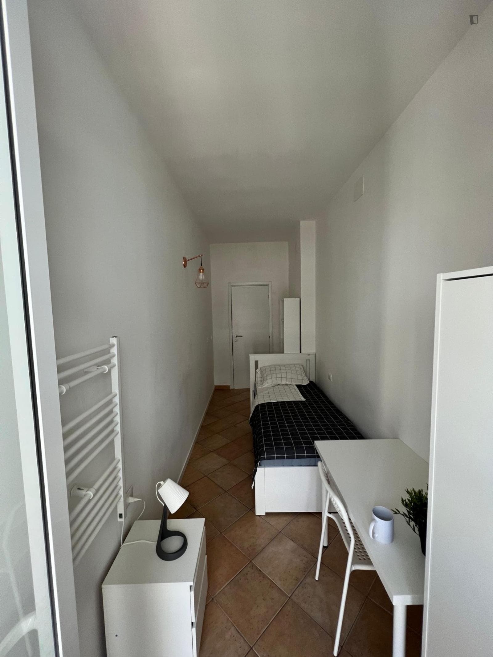 Luminous single bedroom close to Università di Bari photo 1