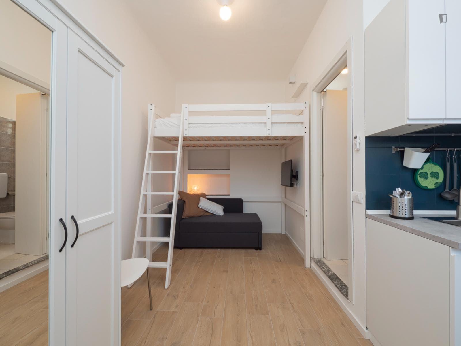 Property photo thumbnail
