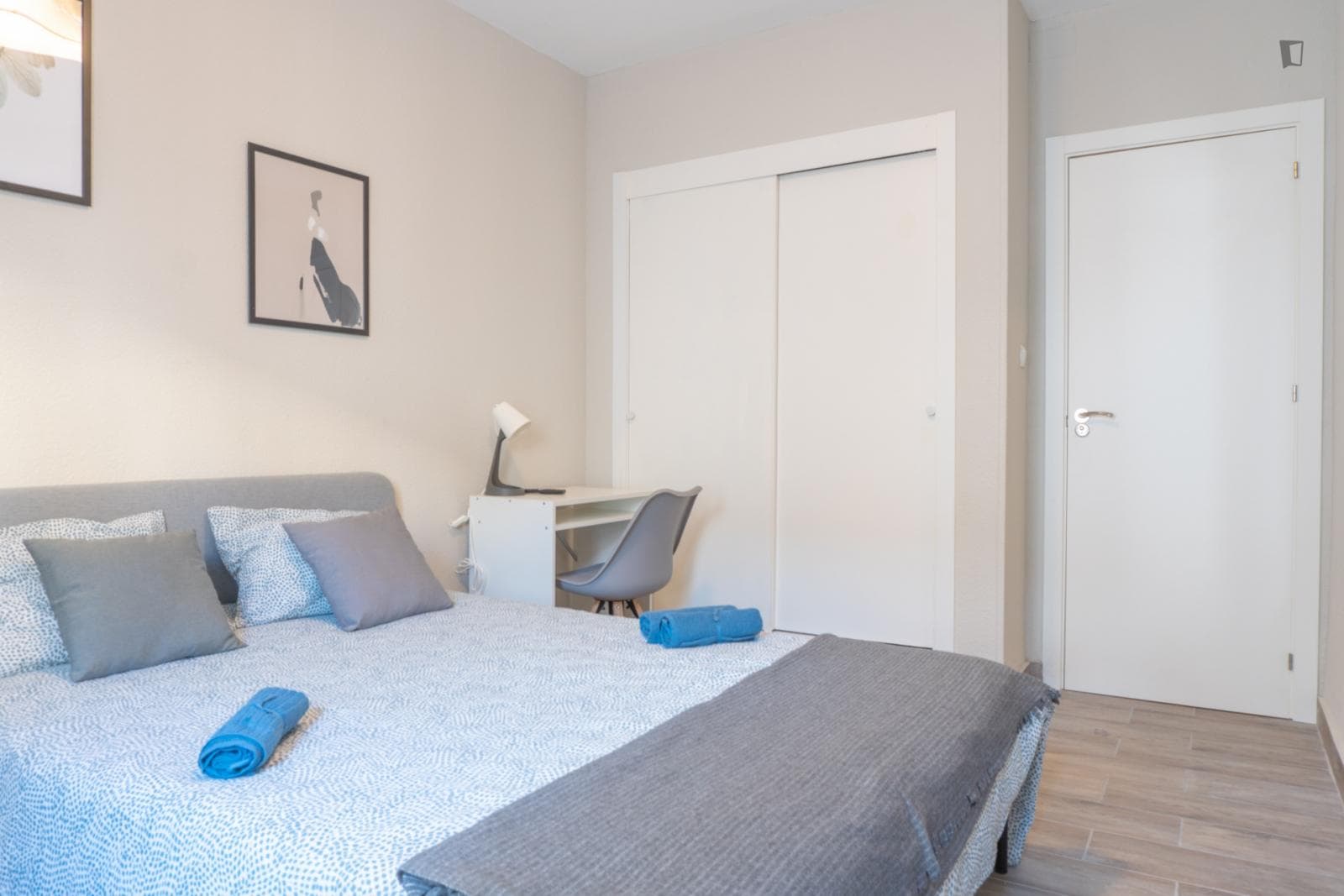 New stylish single bedroom for rent. Room C photo 1