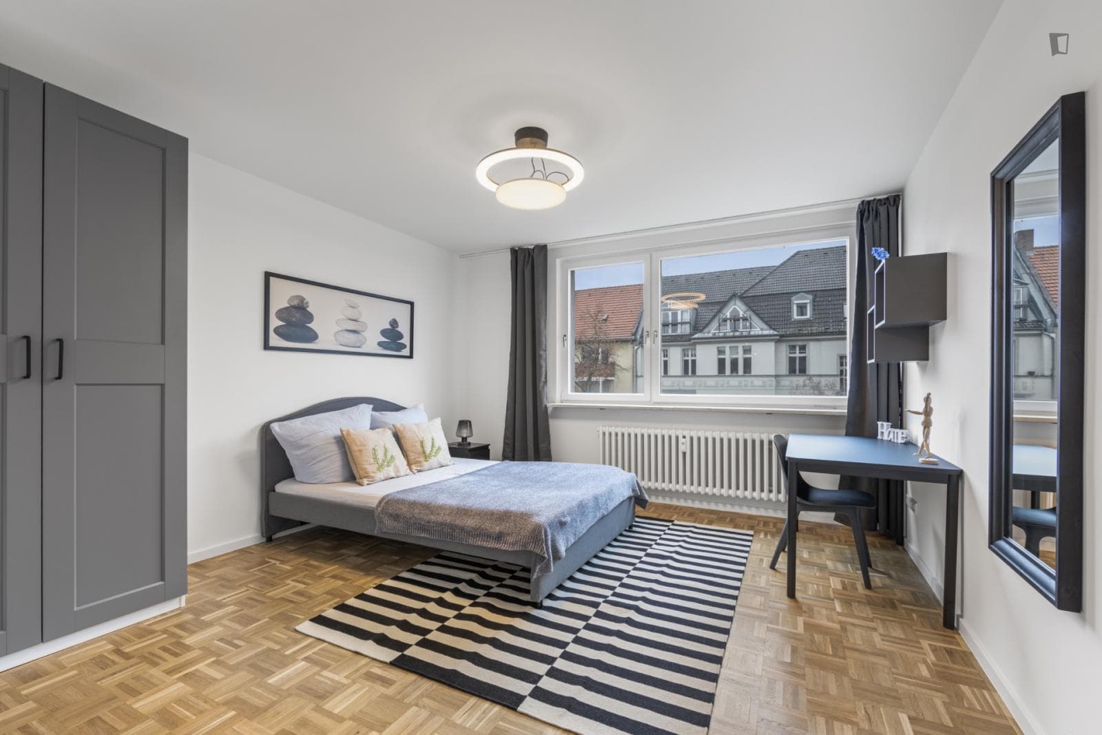 Appealing double bedroom in Charlottenburg photo 1