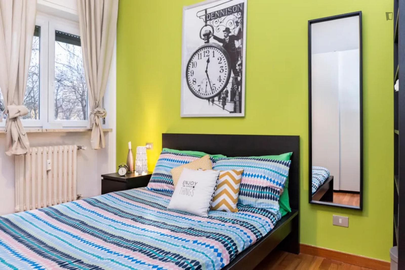 Bright double bedroom in Bande Nere district photo 1
