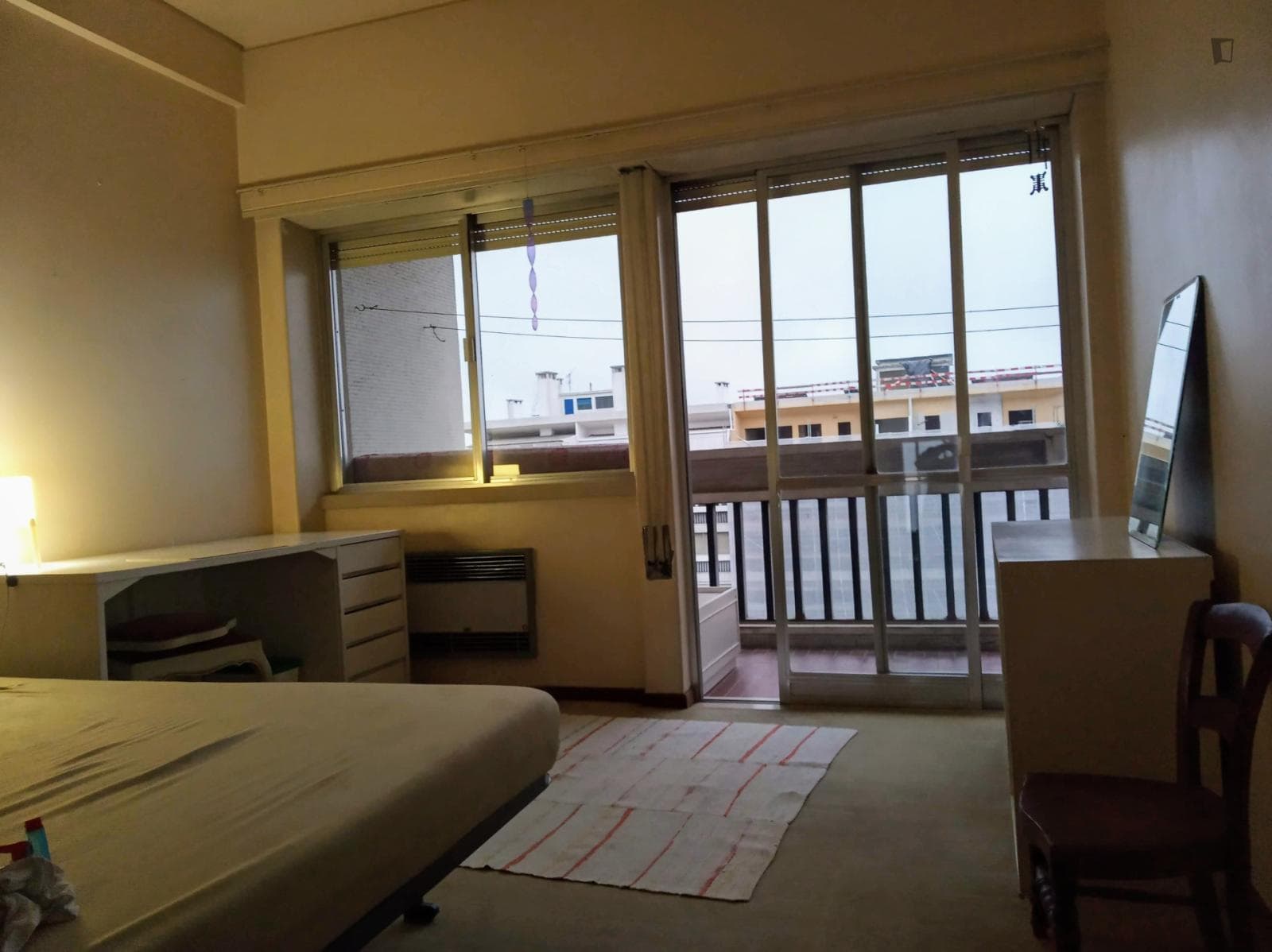 Charming double bedroom next to Roma-Areeiro train station photo 1