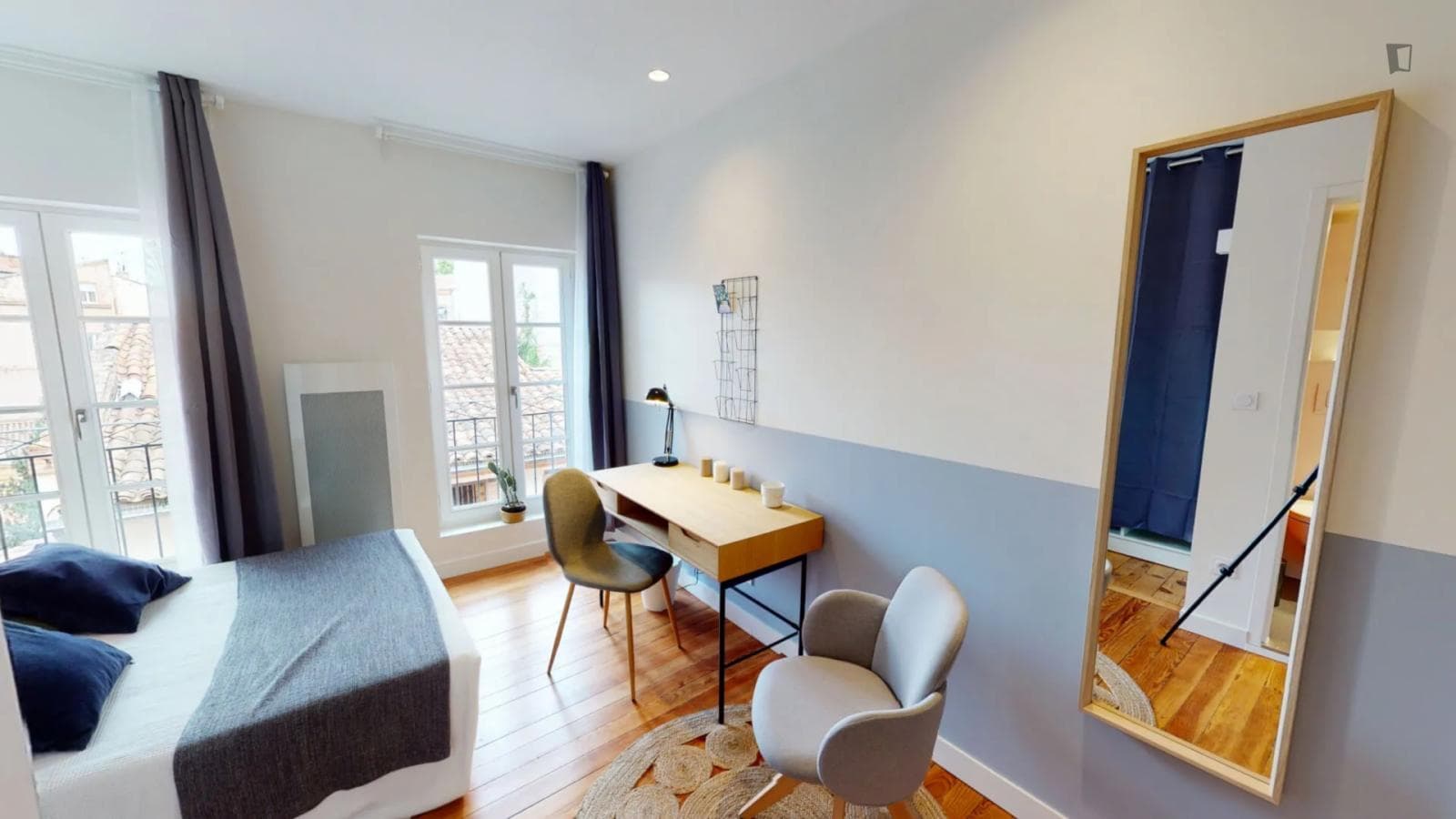 Property photo thumbnail