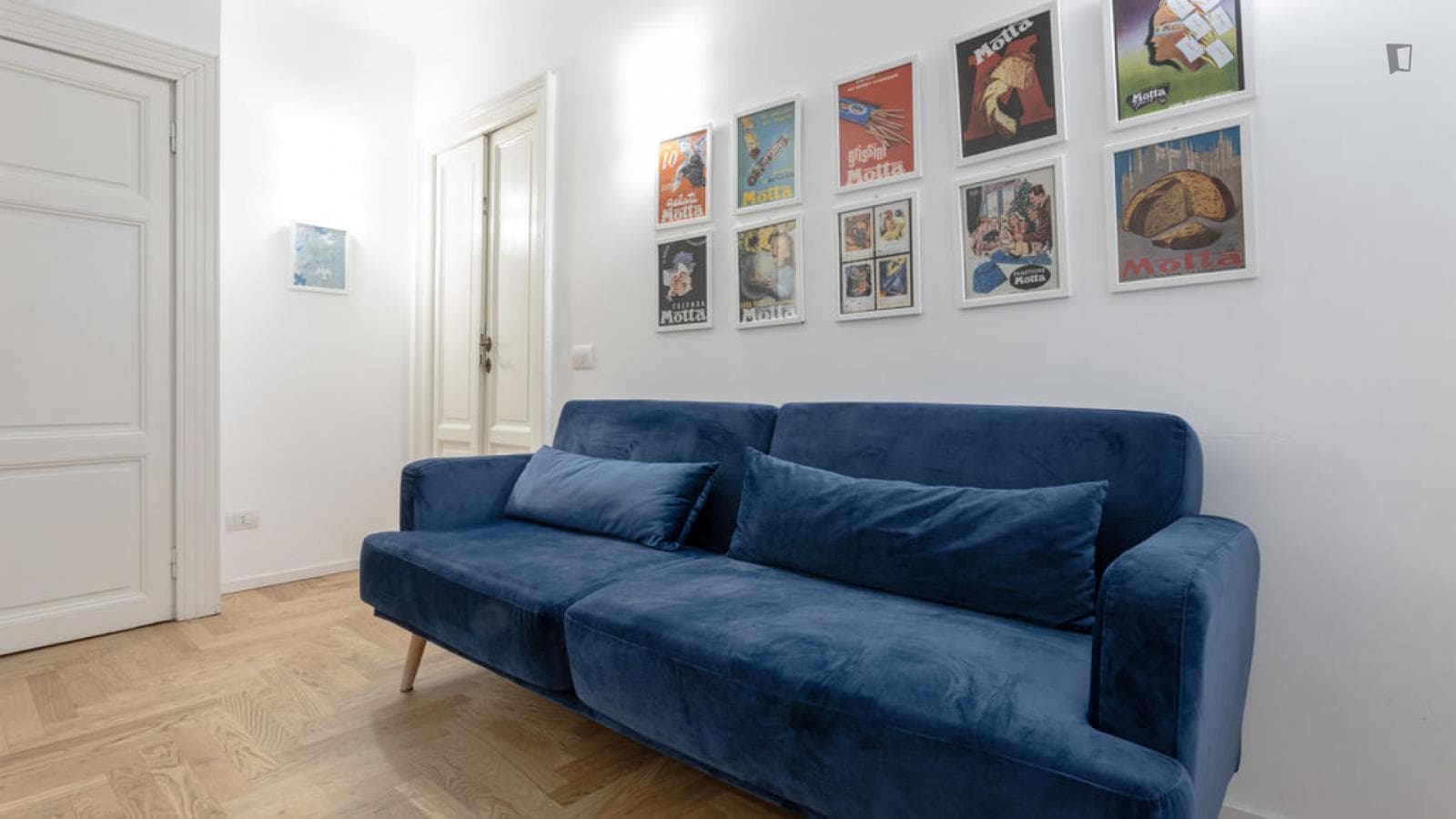 Tasteful 1-bedroom apartment close to Lanza metro station photo 1