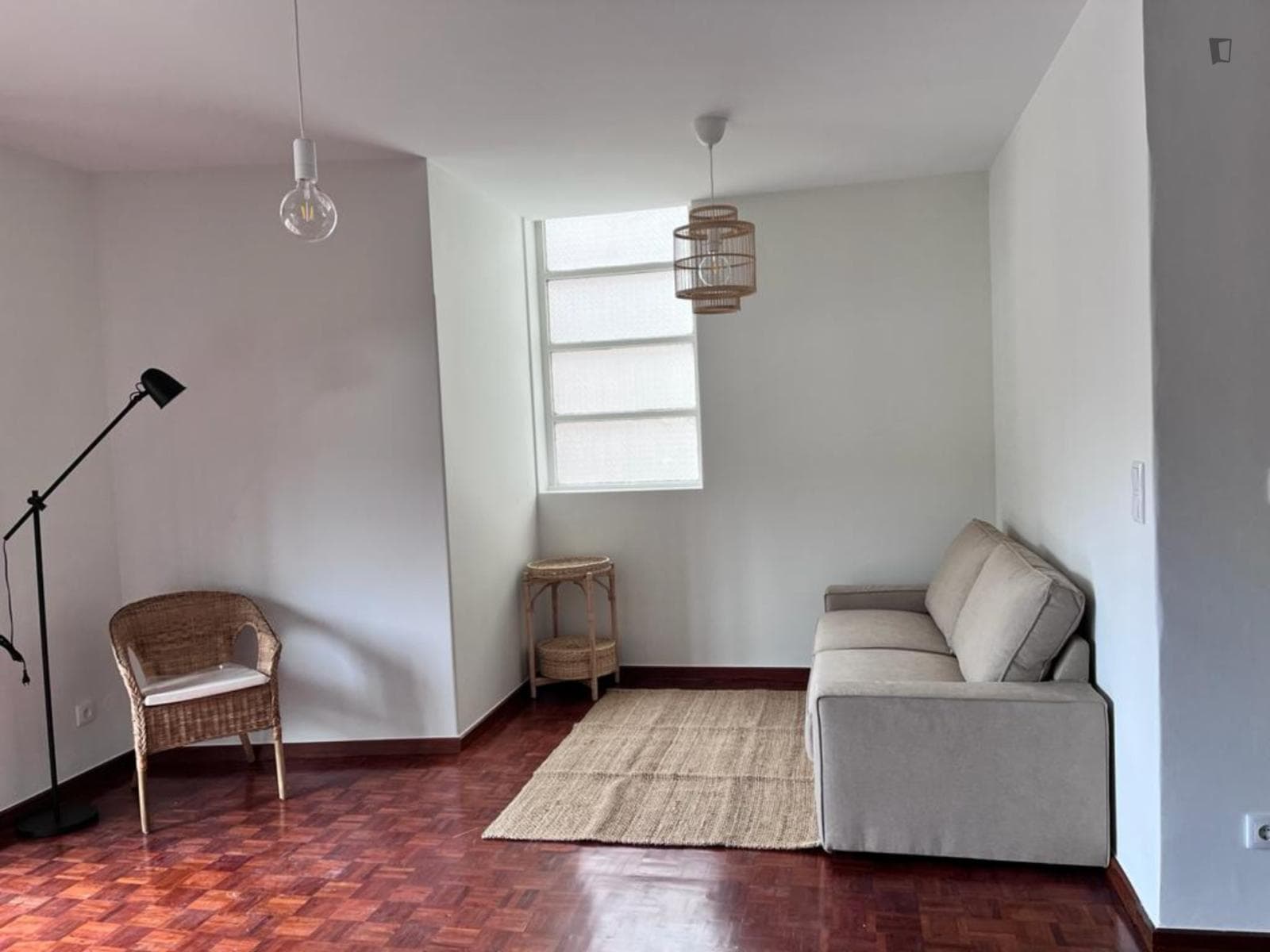 Lovely 2-bedroom flat, Upto4, Porto Center, Fully Equipped photo 1