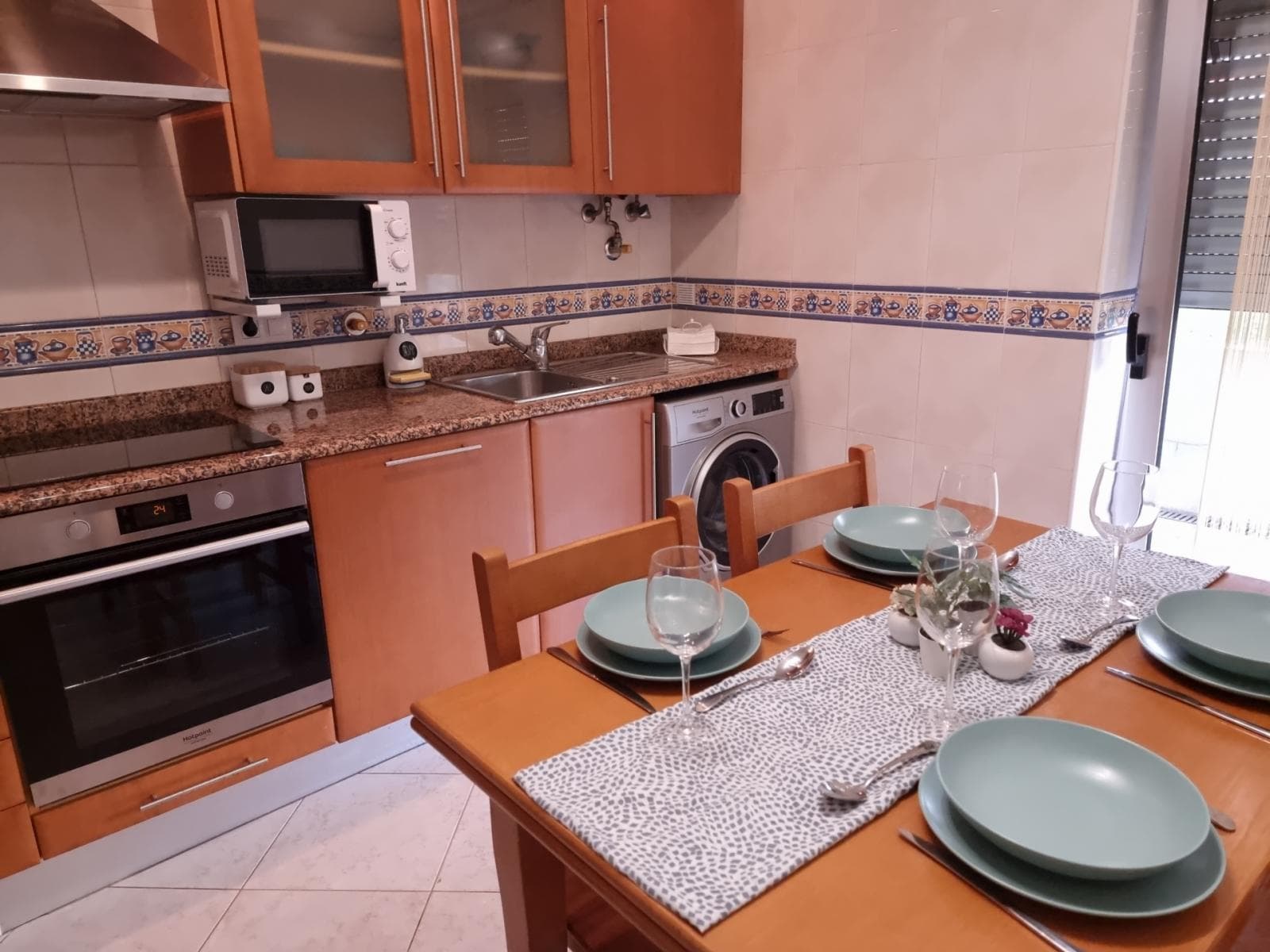 Spacius 2-bedroom apartment in Figueira da Foz beachside photo 1
