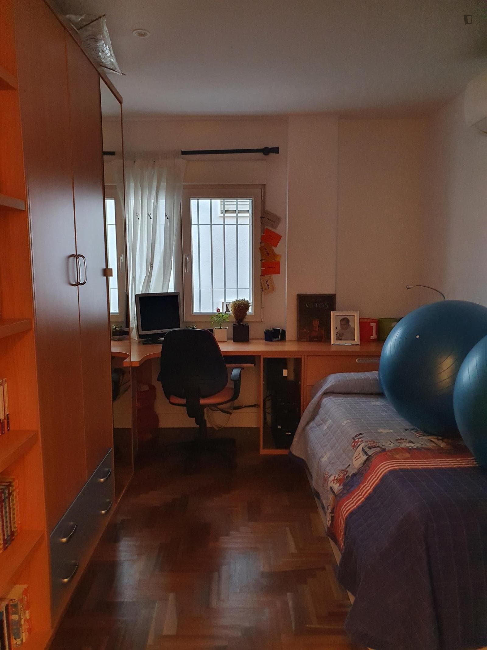 Cosy single bedroom in Cervantes photo 1