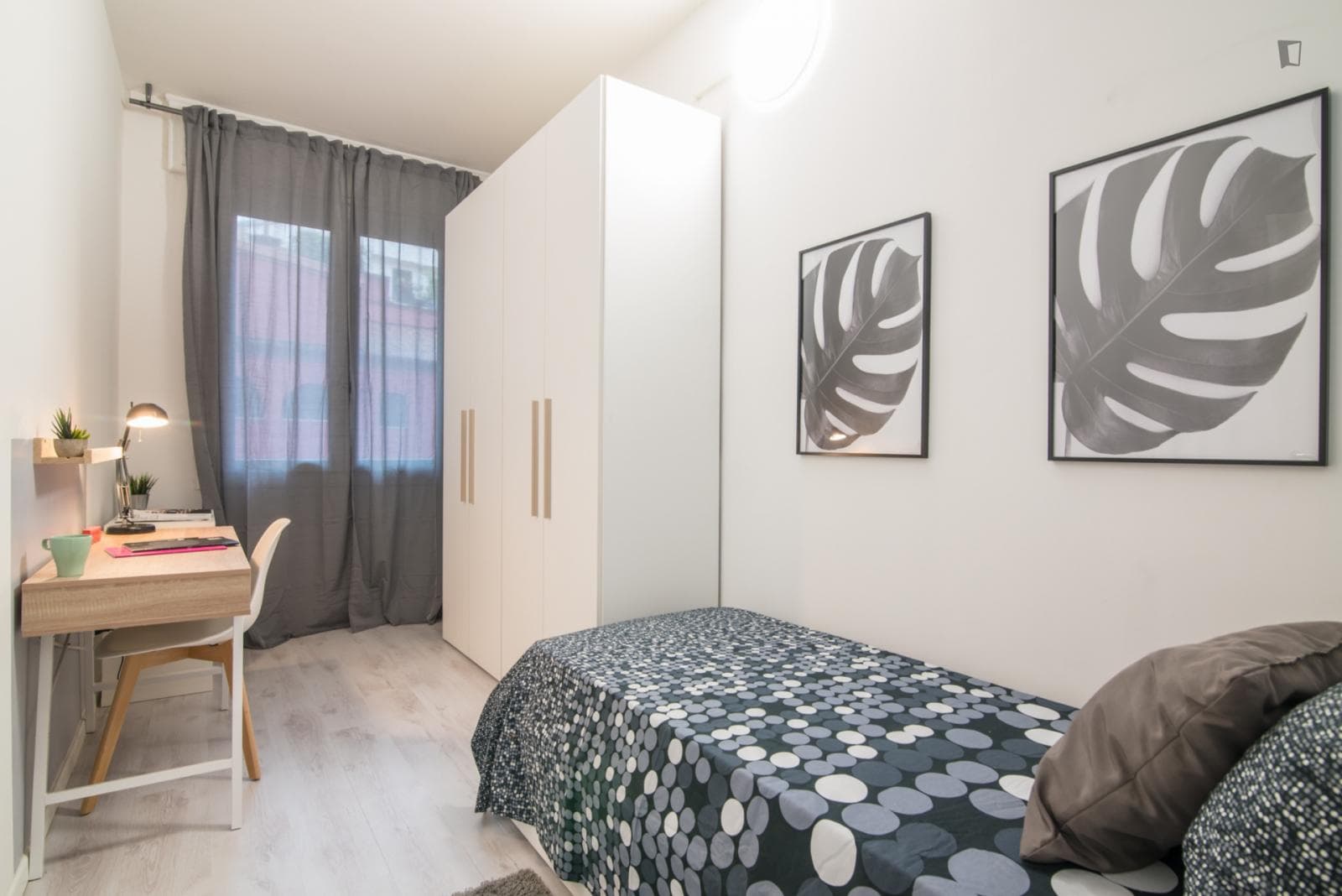 Tasteful single bedroom in a 7-bedroom flat close to Campo Marzio photo 1