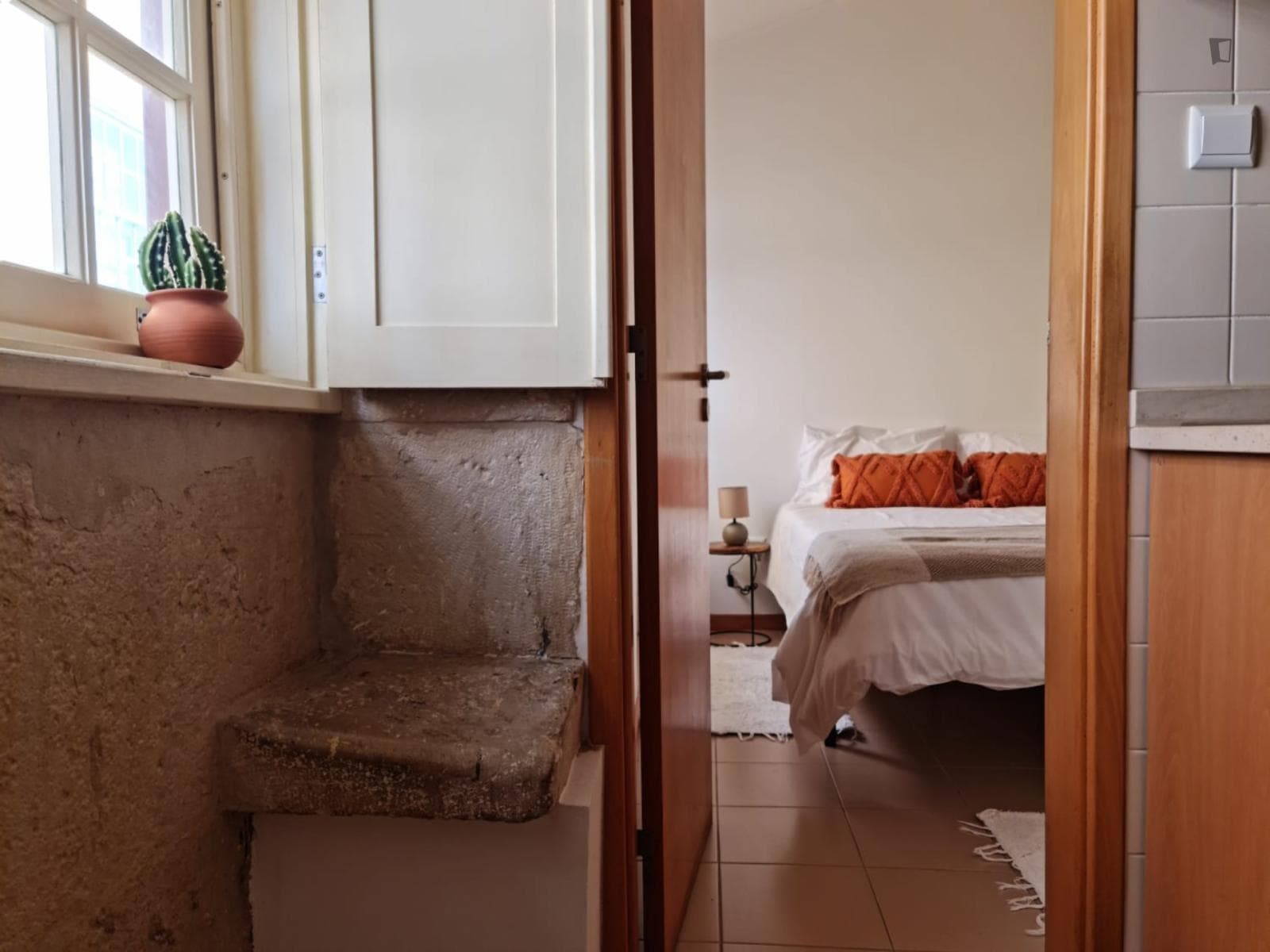 Exquisite 1-bedroom apartment near Universidade de Coimbra photo 1