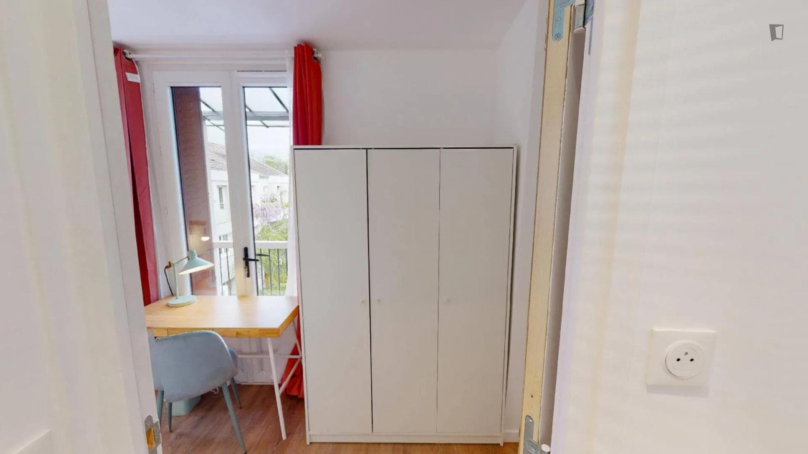 Property photo thumbnail