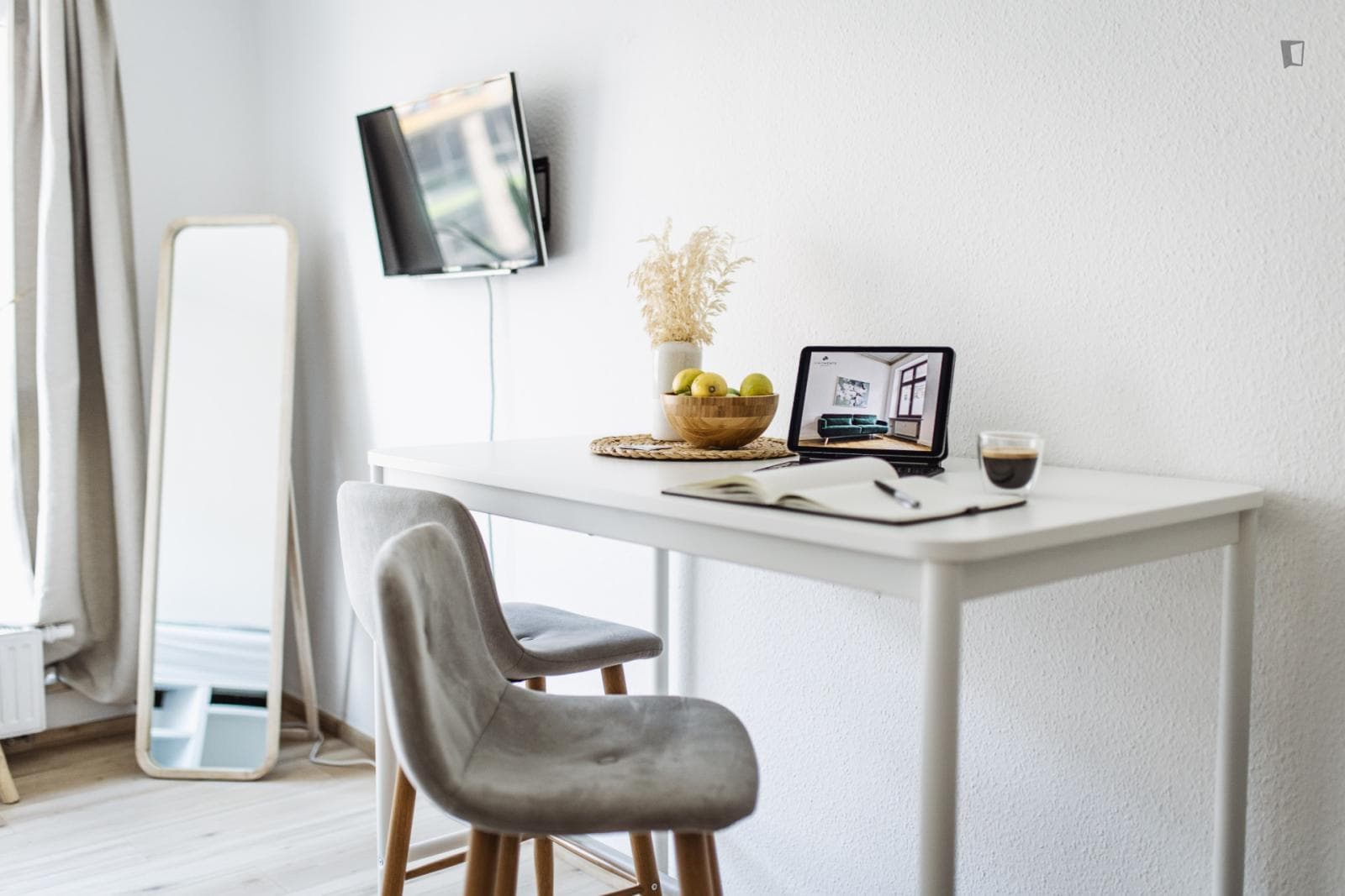 Property photo thumbnail