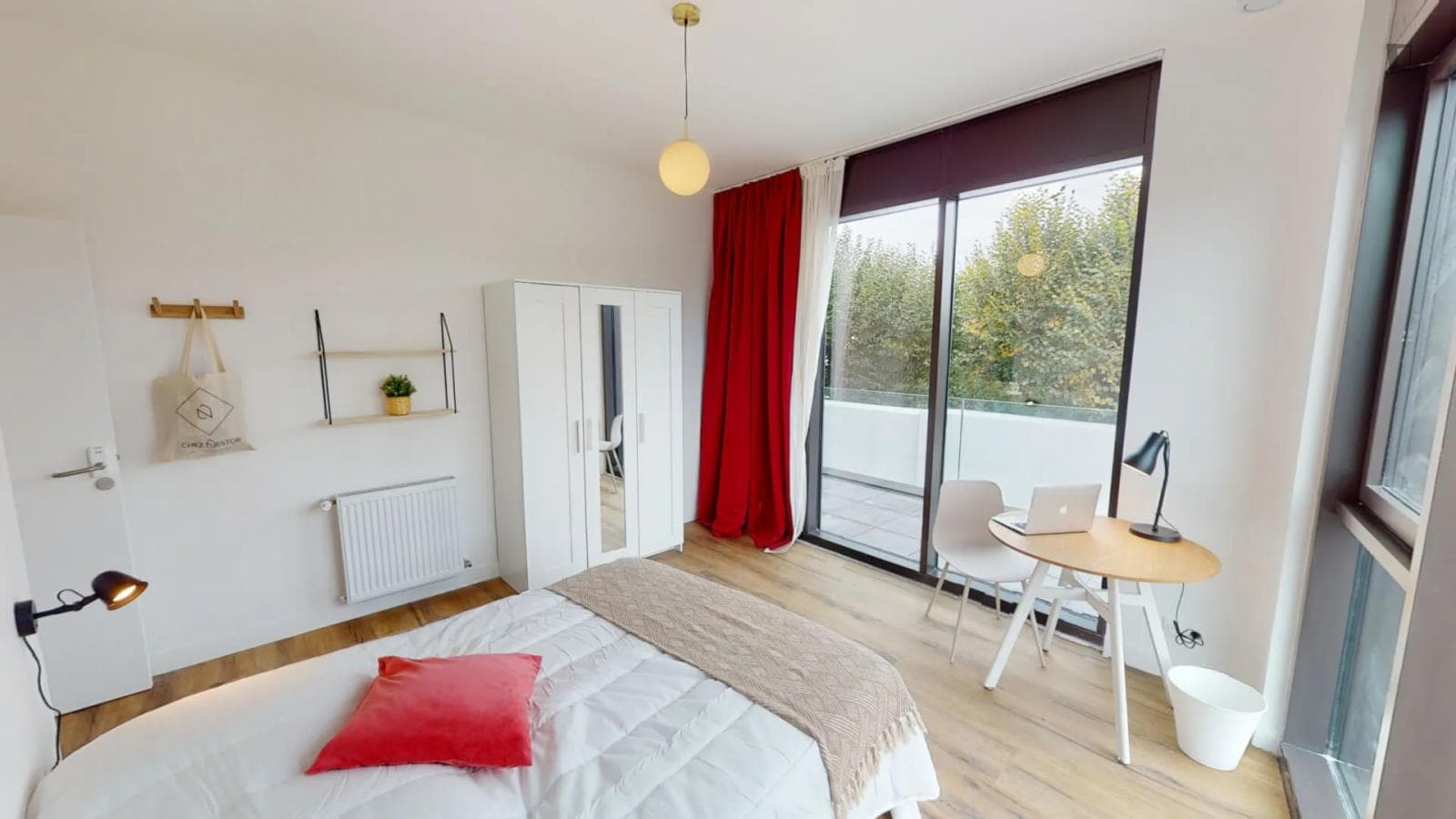 Property photo thumbnail