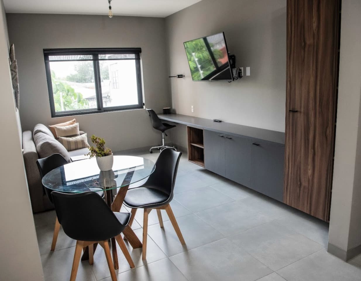 Property photo thumbnail