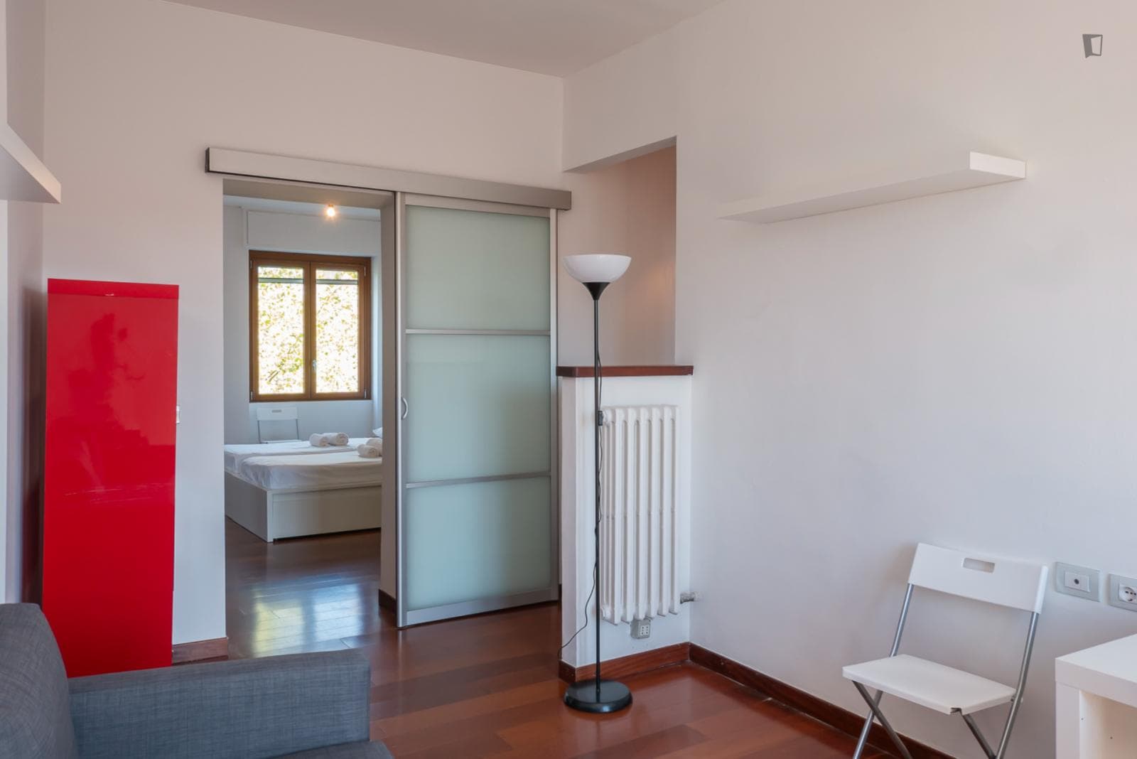 Bright 1-bedroom apartment near Milano Tibaldi - Universita Bocconi train station photo 1