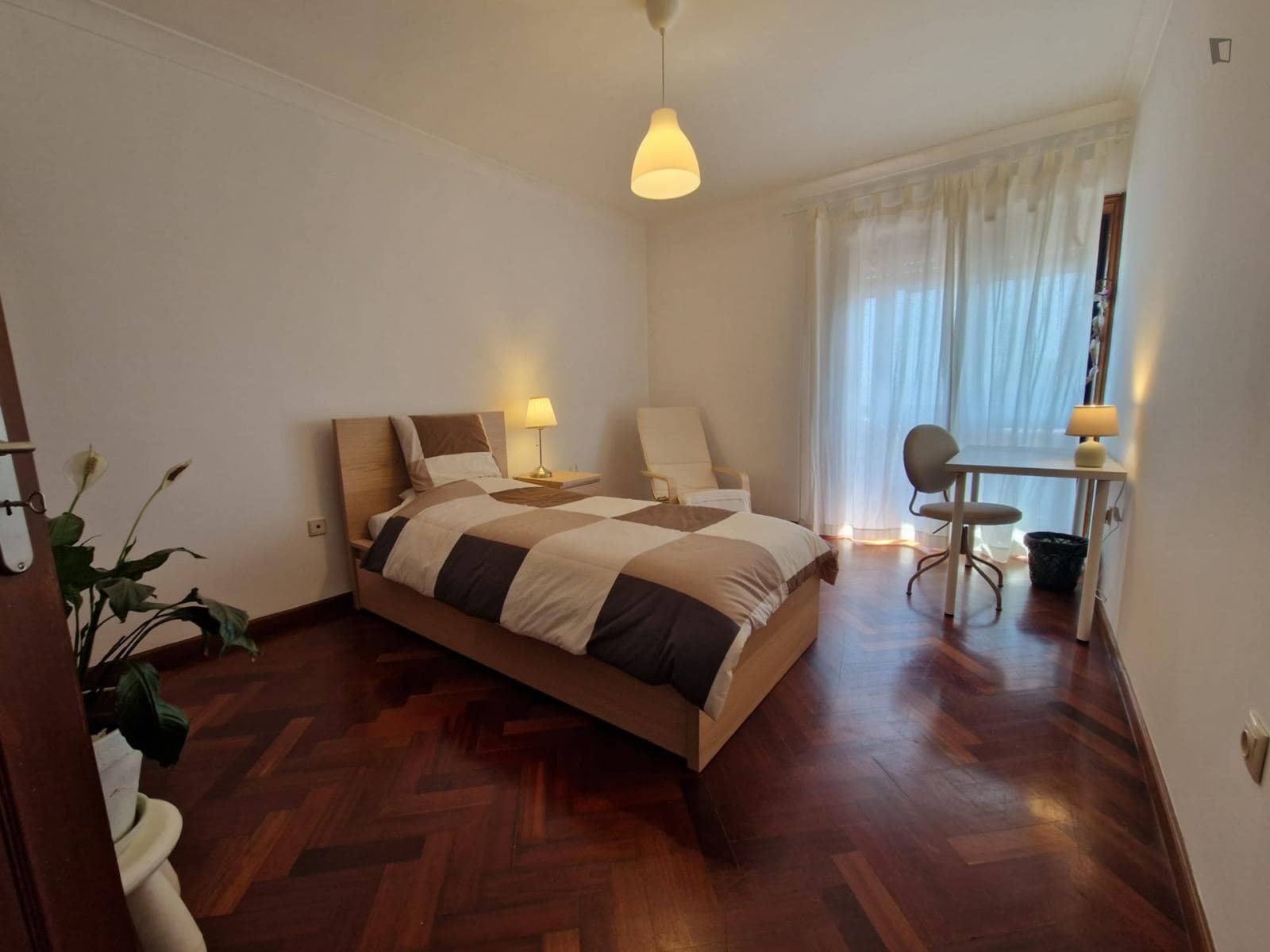 Single bedroom in Av. Fernão Magalhães photo 1