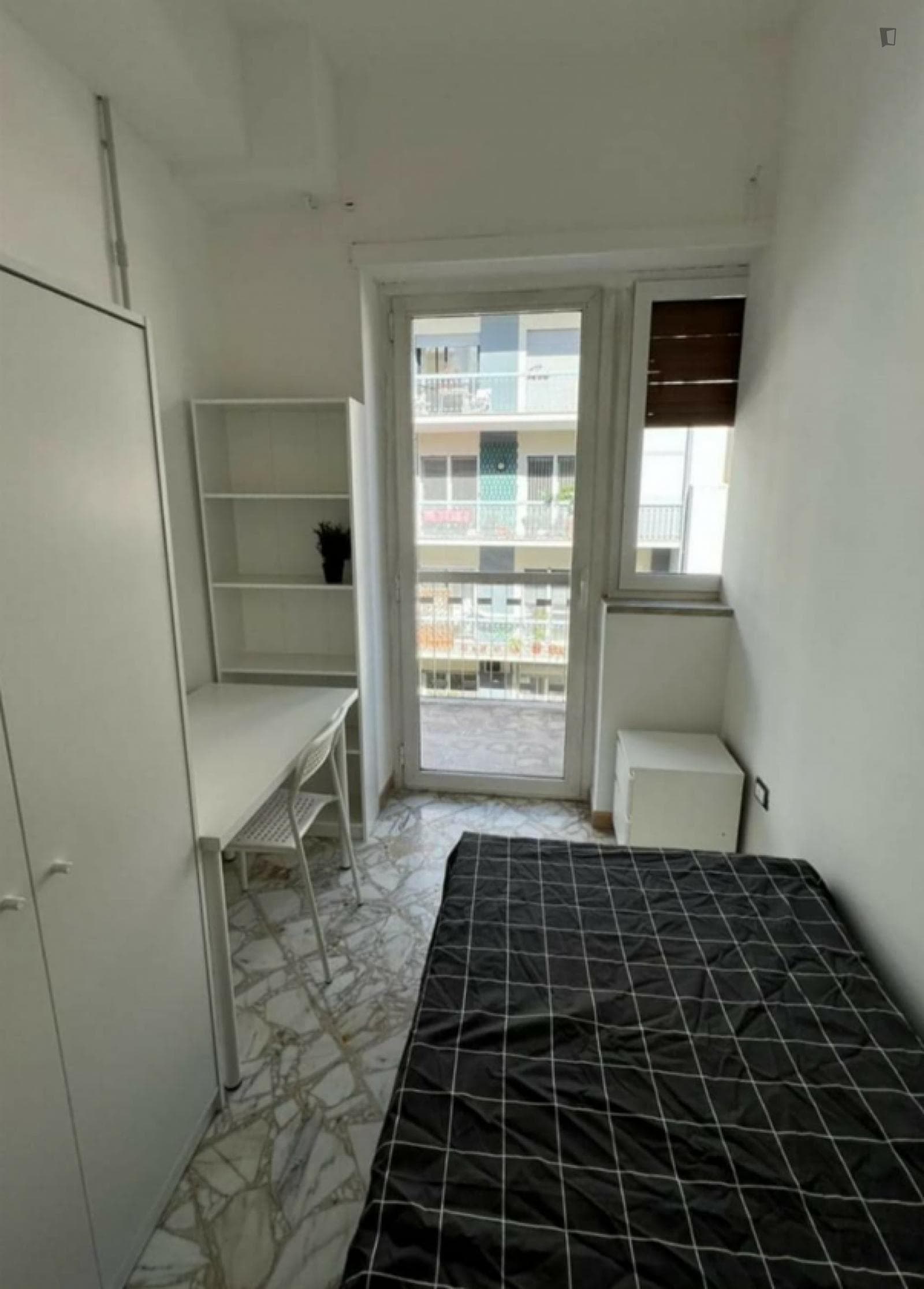 Pleasant single bedroom close to Bari Centrale photo 1