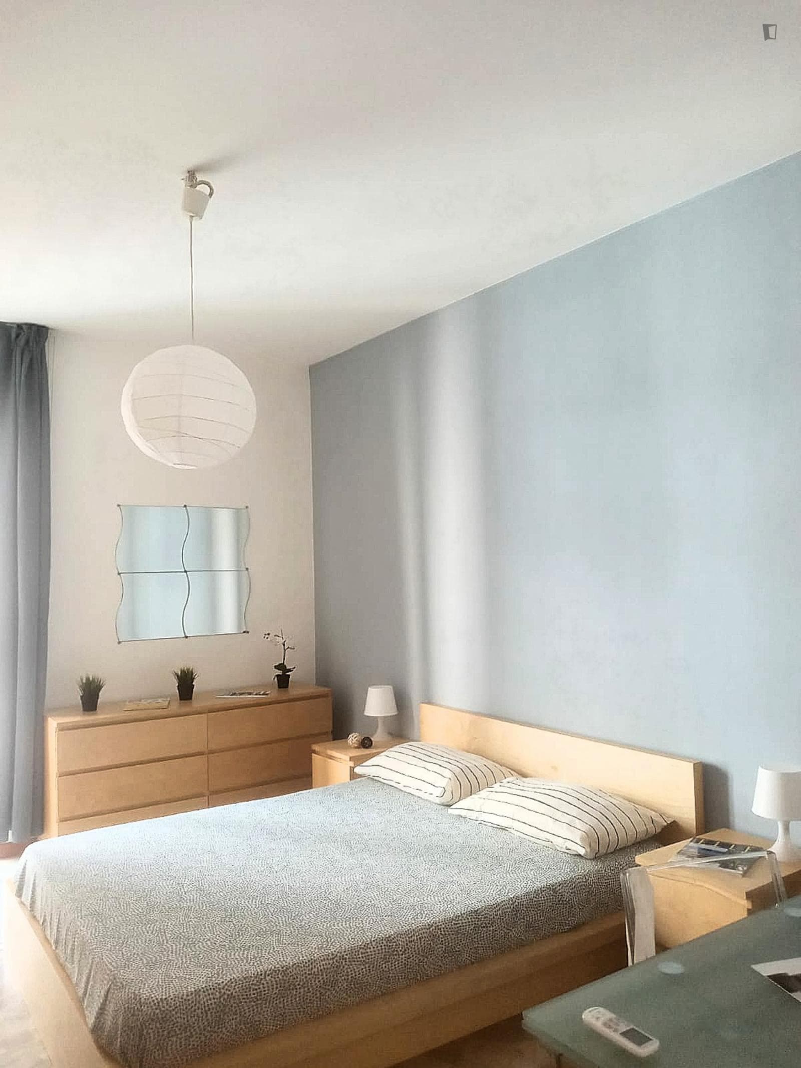 Very cosy double bedroom near the Brenta metro photo 1