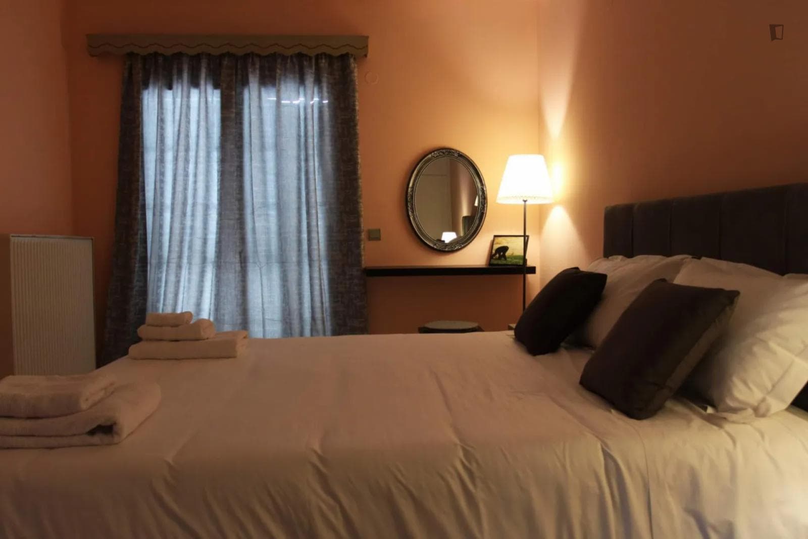 Cozy bedroom near Perama photo 1