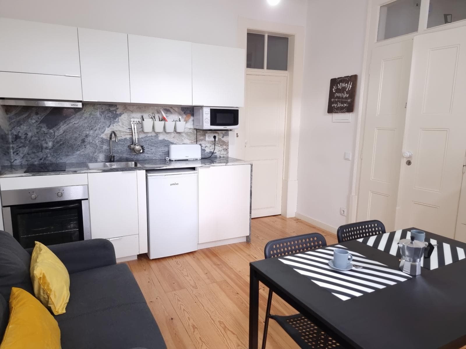 Welcoming 1-bedroom apartment near Universidade de Coimbra photo 1