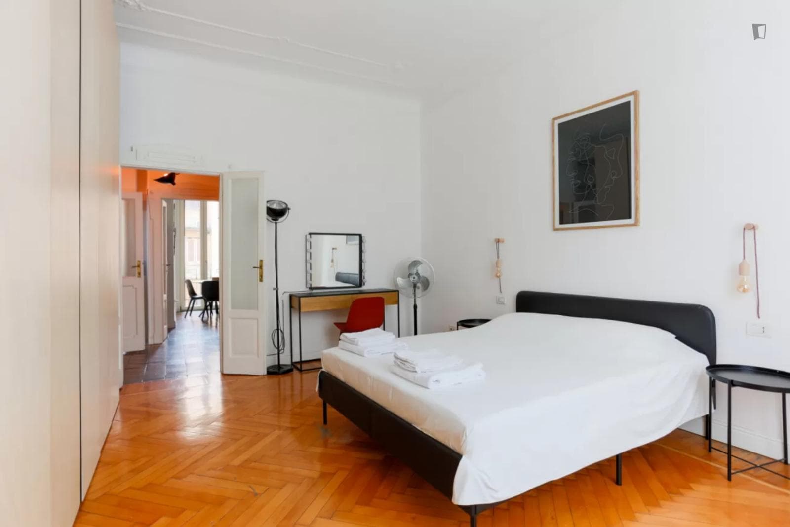 Lovely apartment close to Stazione Centrale photo 1