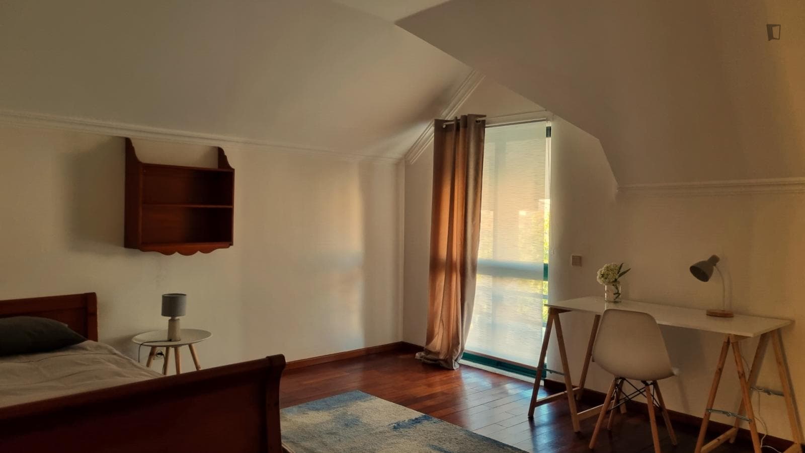 Spacious single bedroom next to Montijo Bus Station - TST Terminal photo 1
