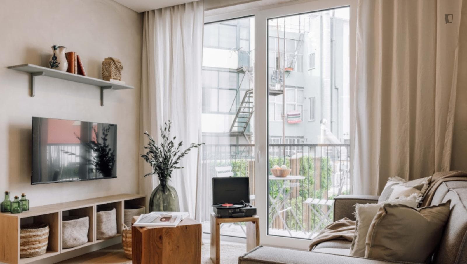 Beautiful 1-bedroom apartment in the heart of Arroios photo 1