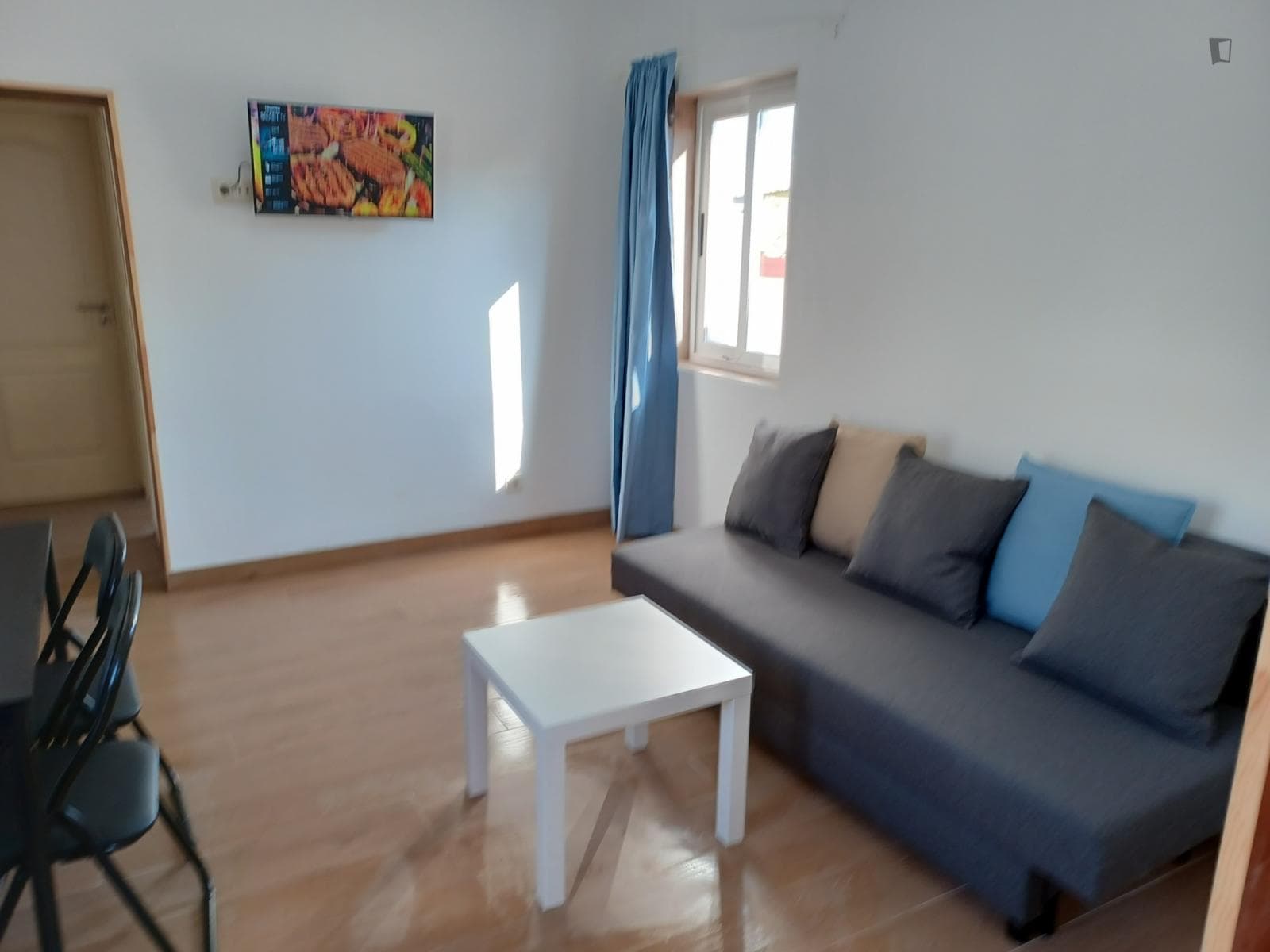 Property photo thumbnail