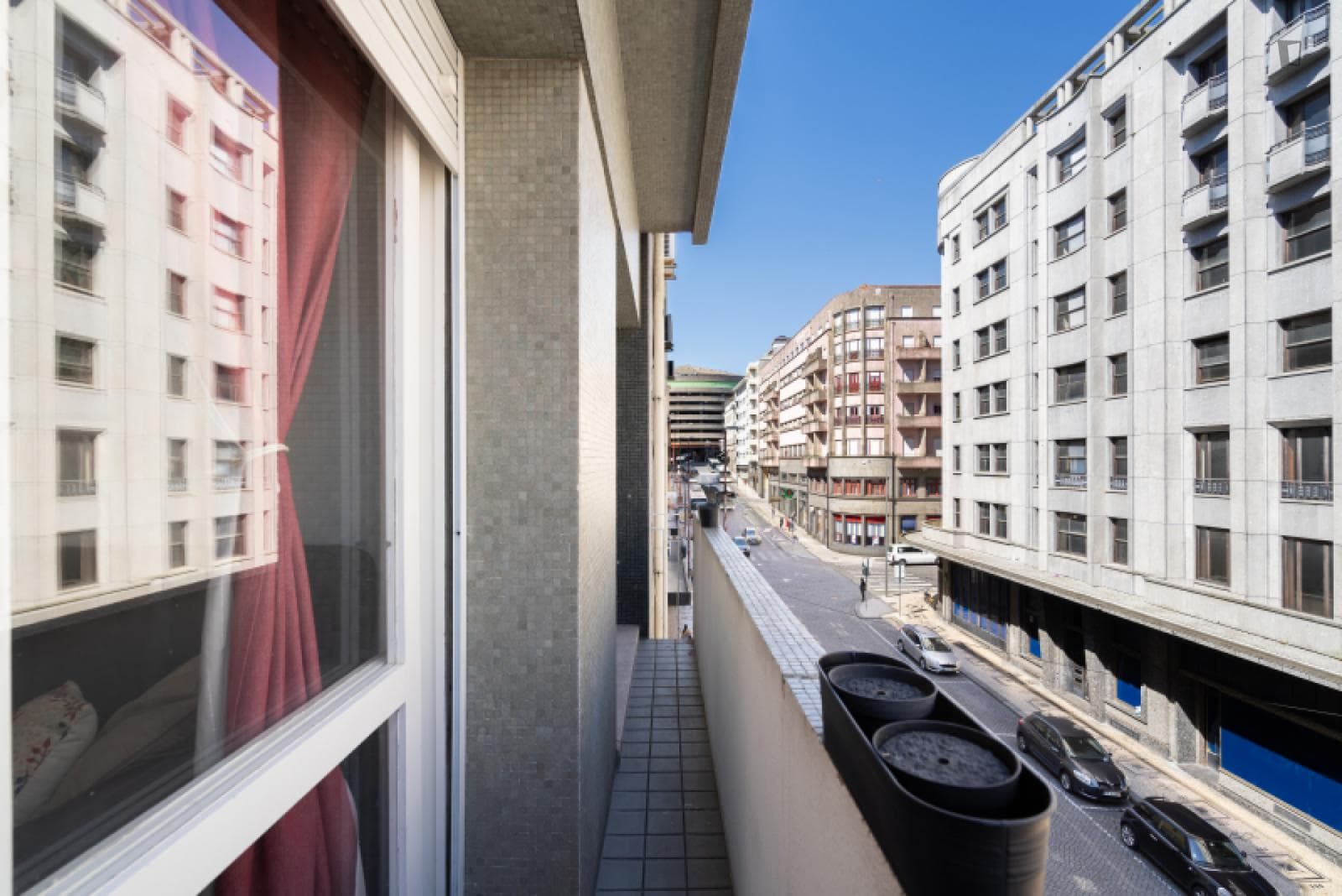 Bright 1-bedroom apartment in Bolhão area photo 1